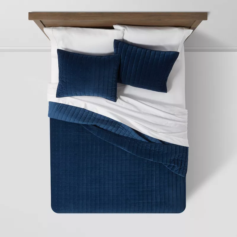 King Channel Stitch Velvet QUILT ONLY - Navy - Image 4