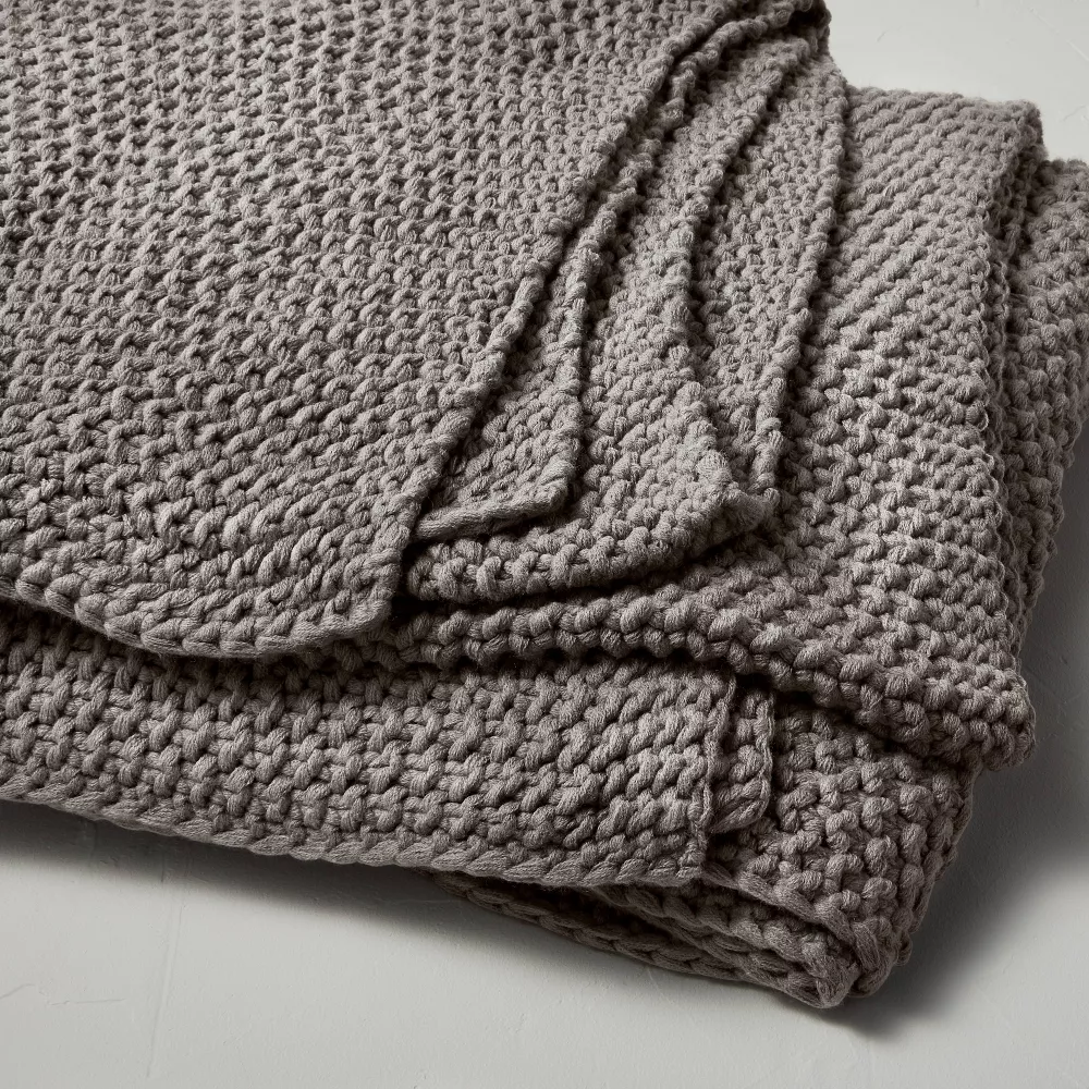 Chunky Knit Bed Blanket Dark Gray King - Image 4