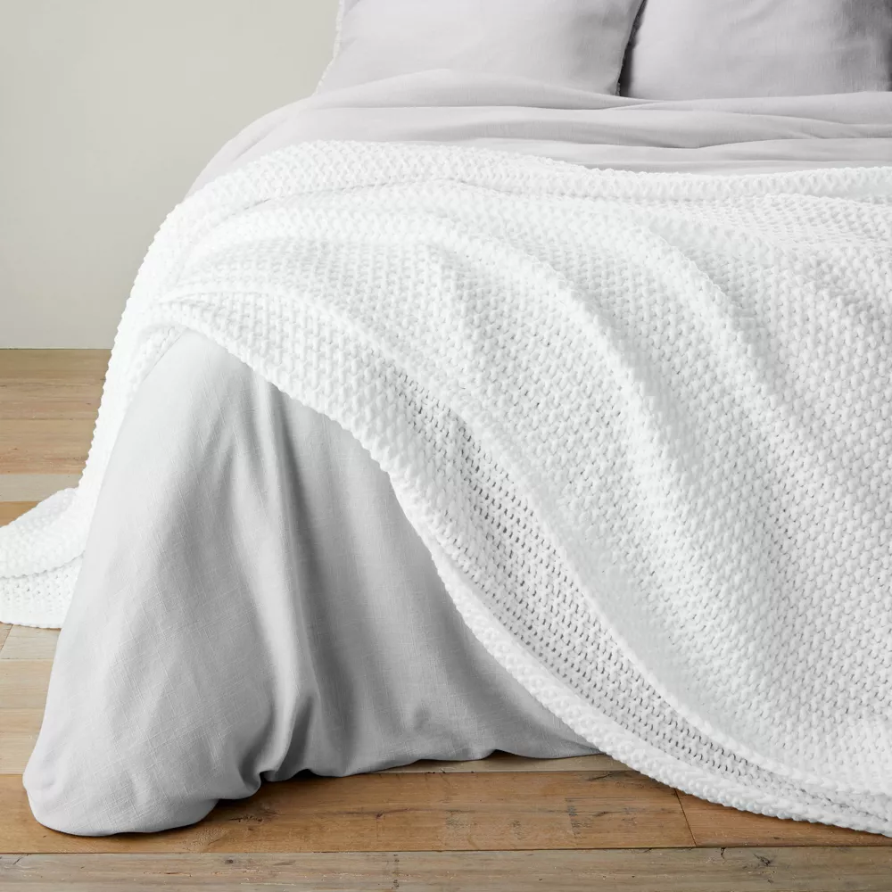 Chunky Knit Bed Blanket White King - Image 2