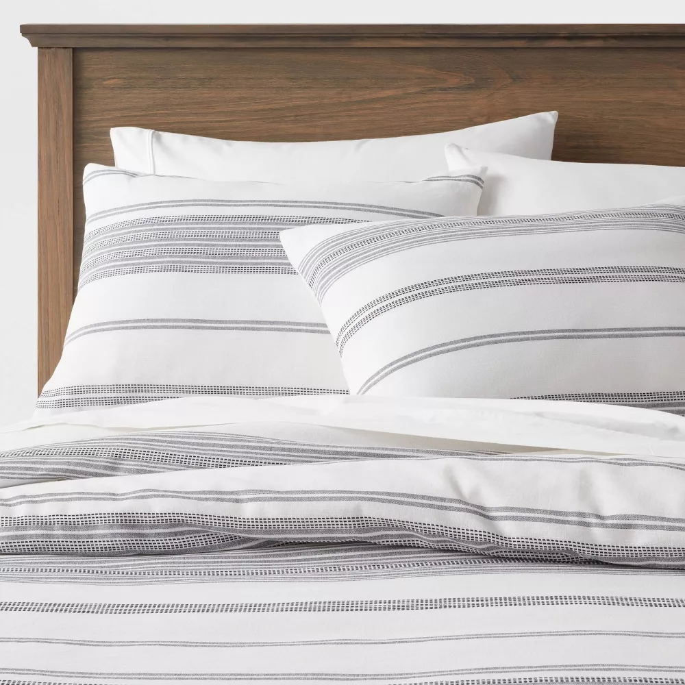 Cotton Woven Stripe Duvet Cover & Sham Set White/Navy King