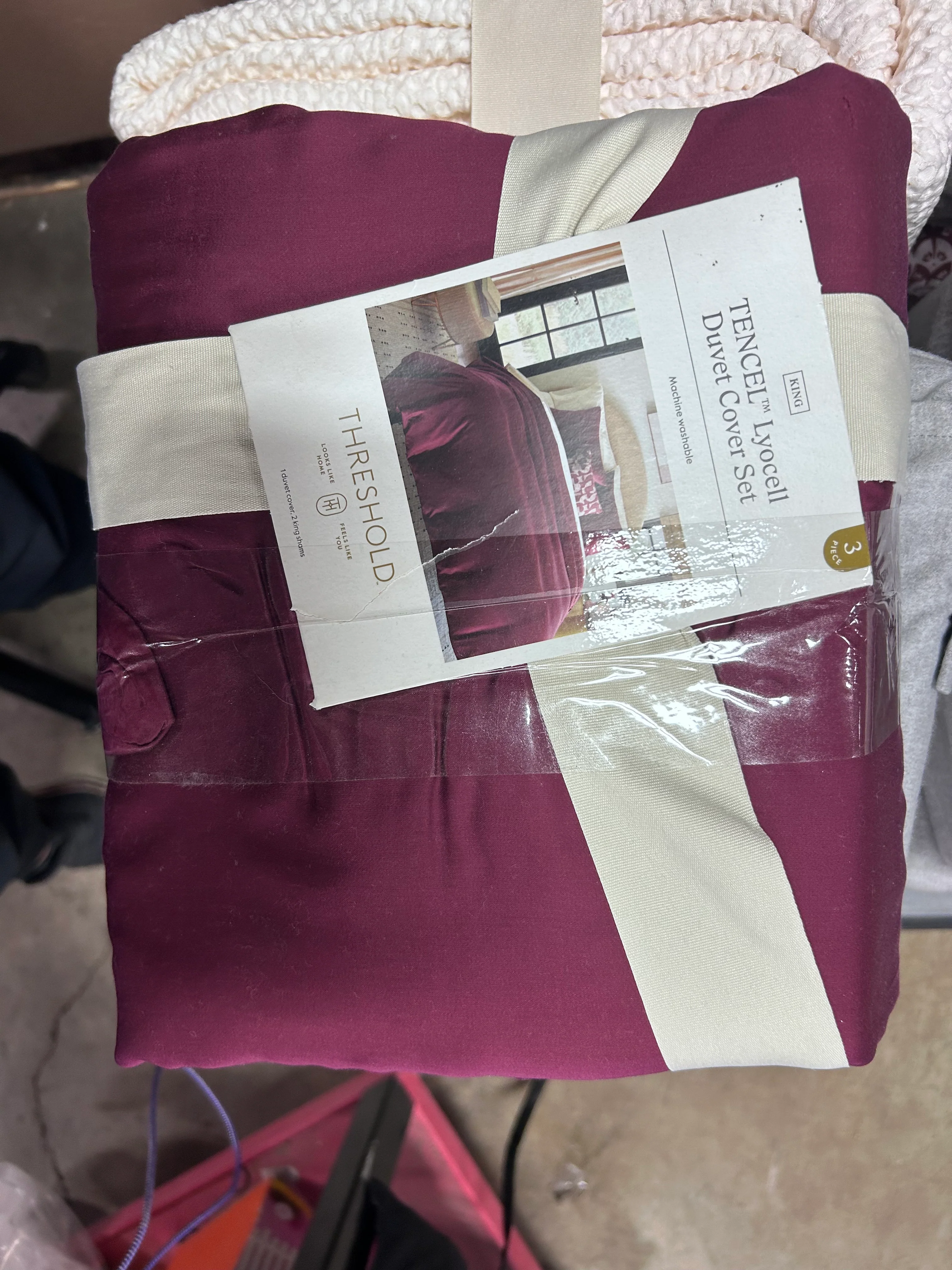 Duvet Cover and Sham Set Wine Red King - Image 6