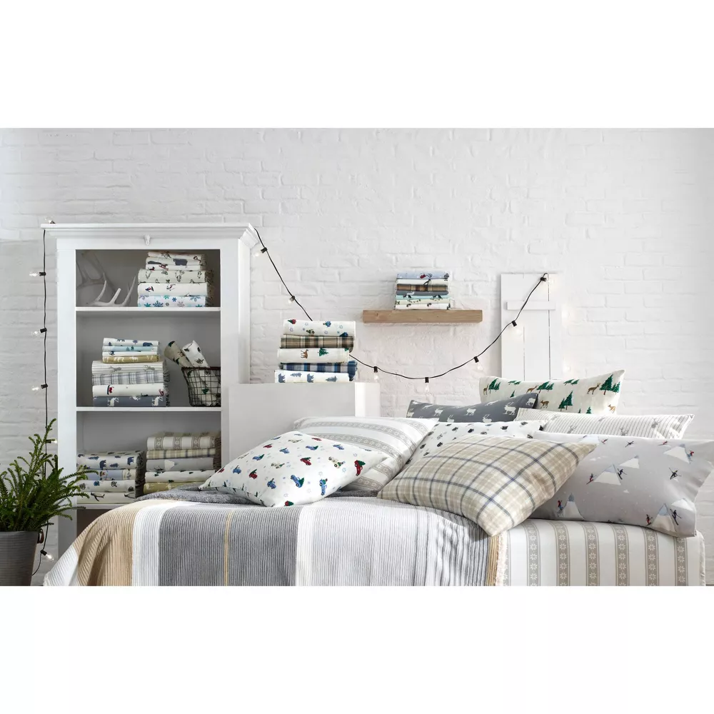 King Patterned Flannel Sheet Set Blue Snowflakes, - Image 5