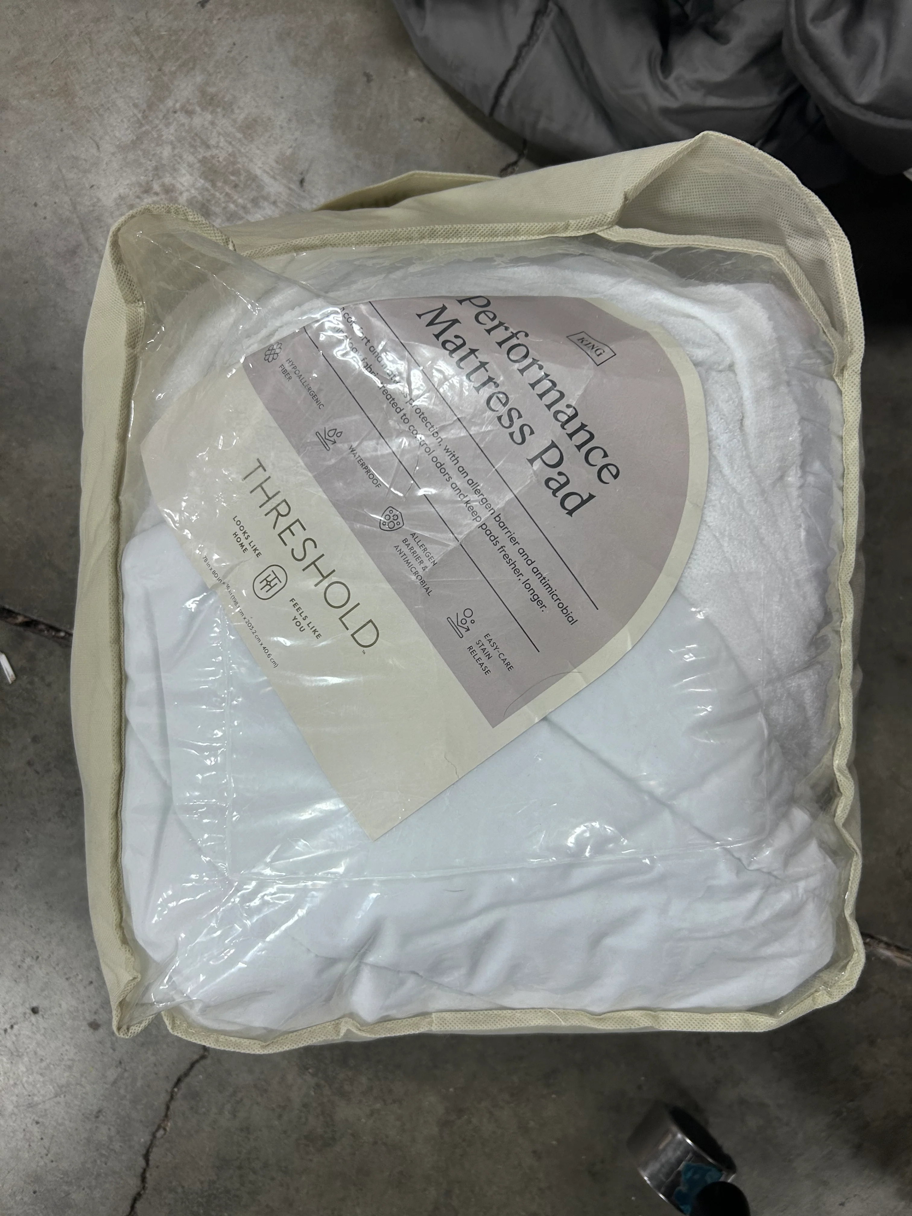 King Performance Mattress Pad - Image 4