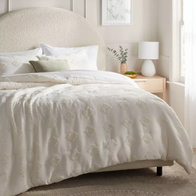 King Tufted Diamond Crinkle Comforter and Sham Set Ivory - OEKO-TEX Certified, Jacquard Weave, Recycled Materials