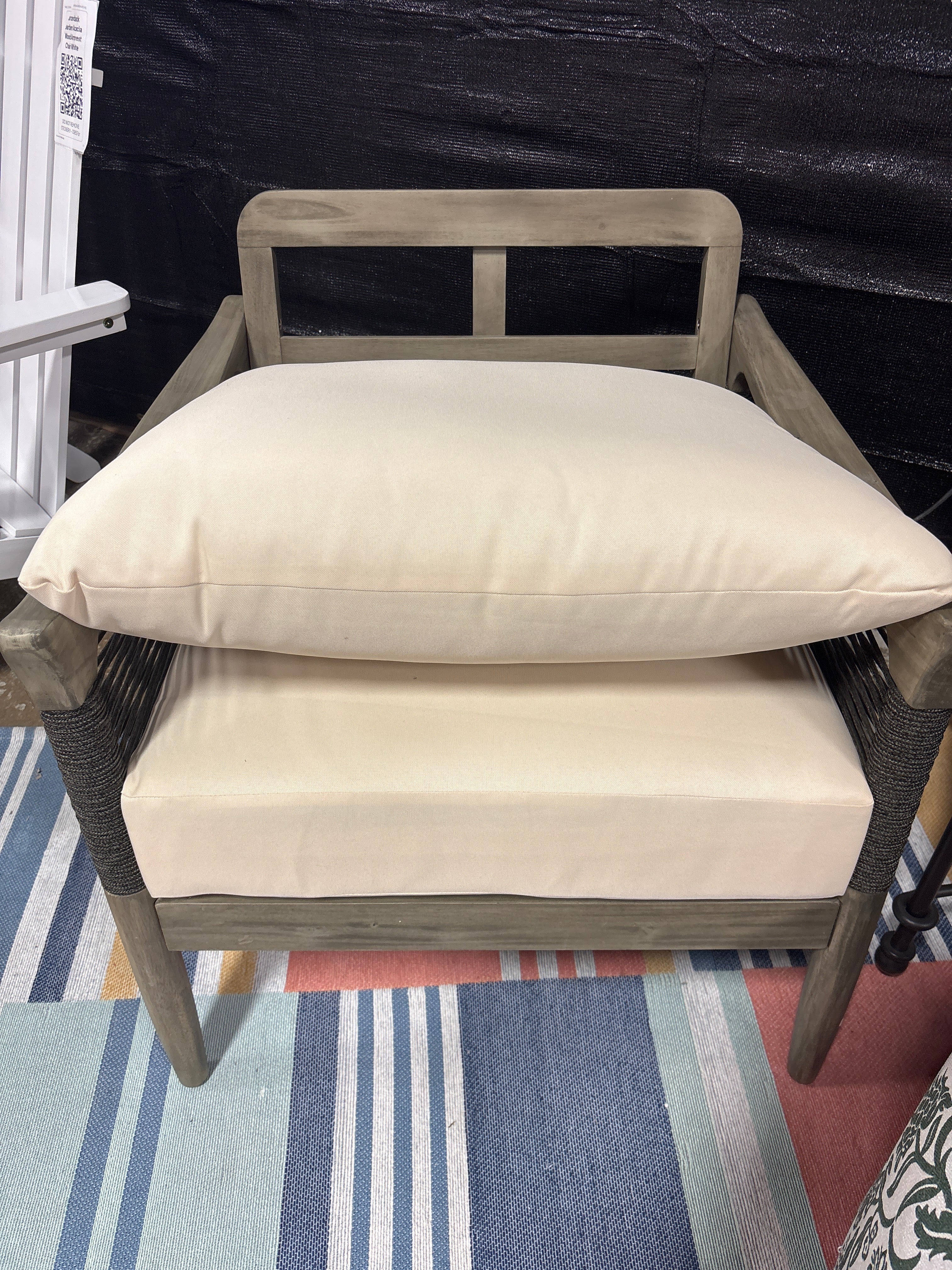 Leonel Beautifully Designed Lounge Chair Grey SHOWROOM ITEM - Image 4