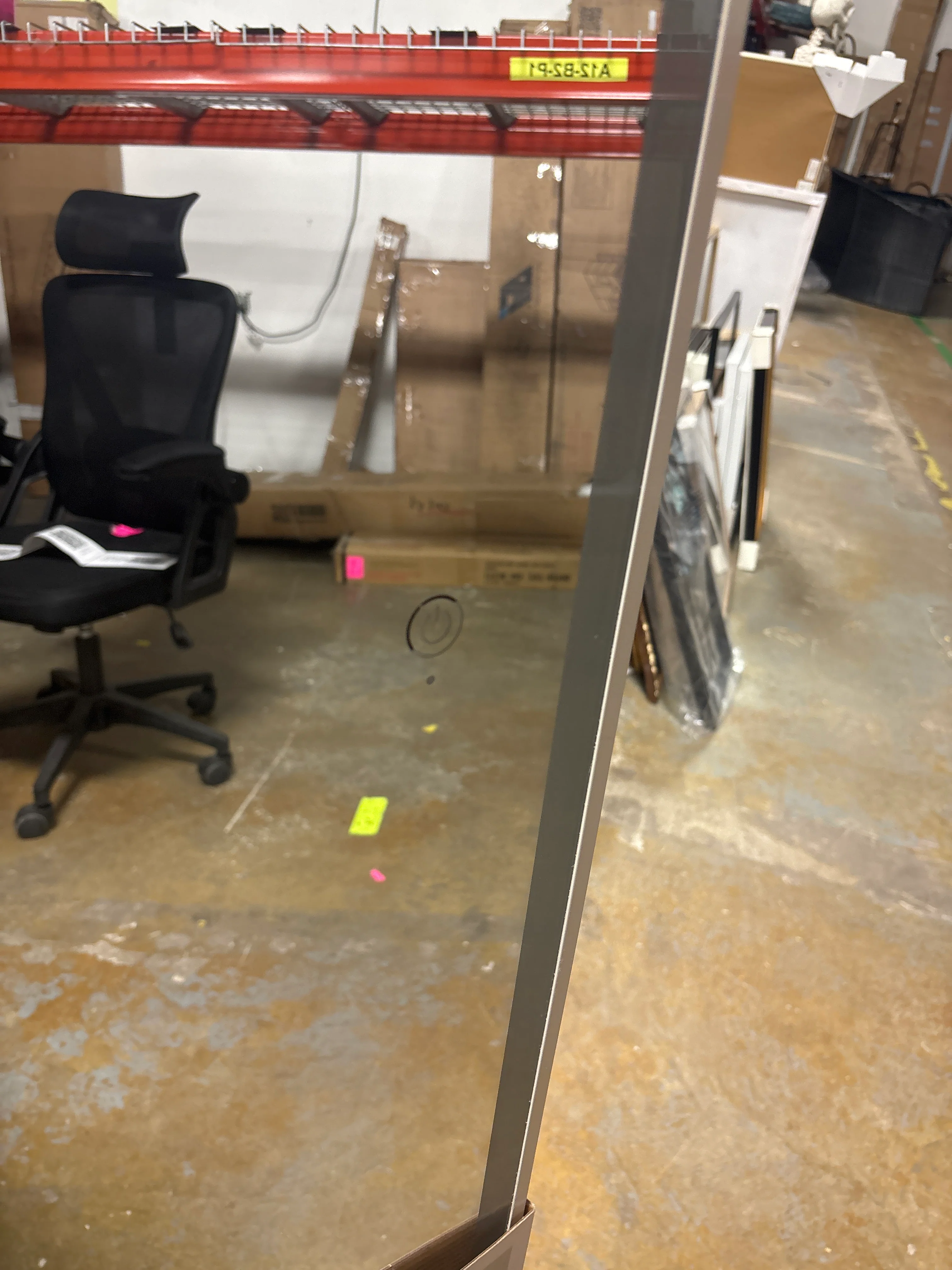 Lighted Full Length Mirror with Tech Integration SHOWROOM ITEM - Image 5