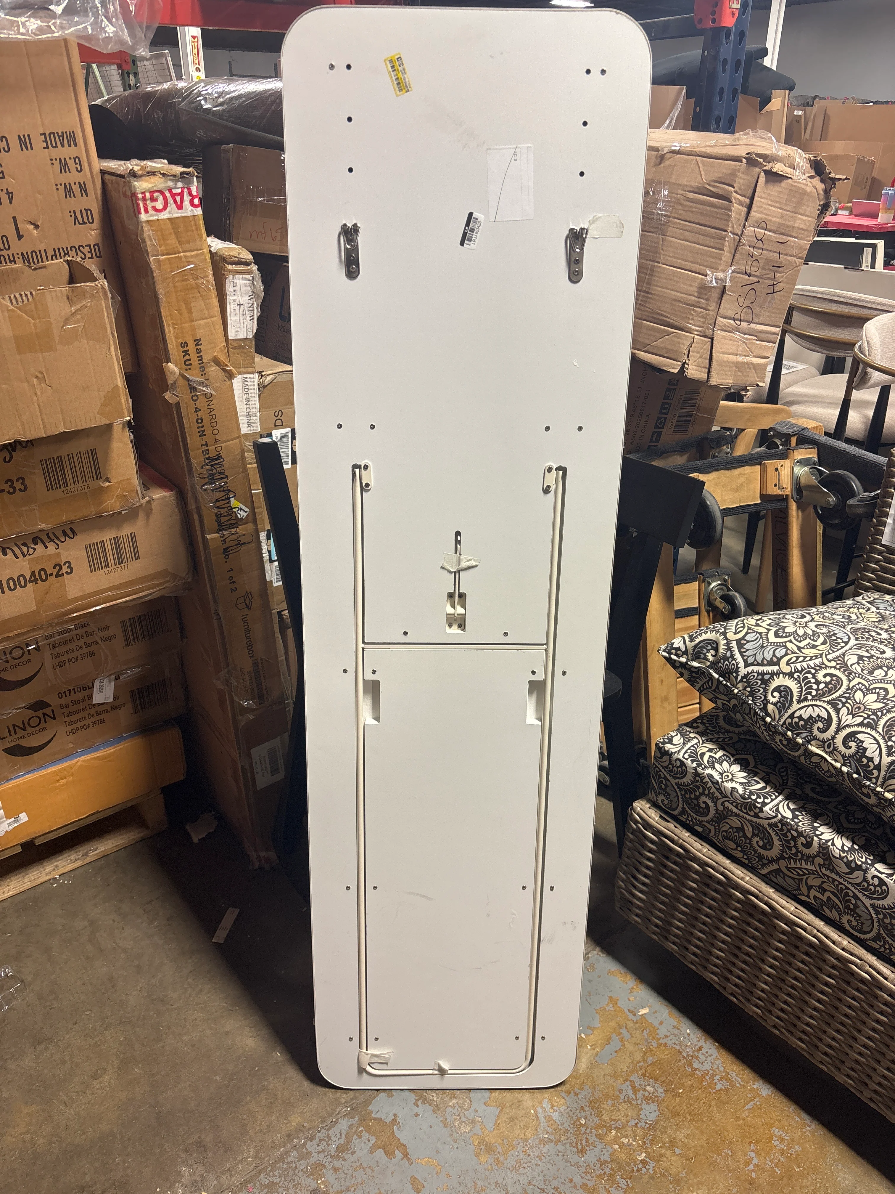Lighted Full Length Mirror with Tech Integration SHOWROOM ITEM - Image 6