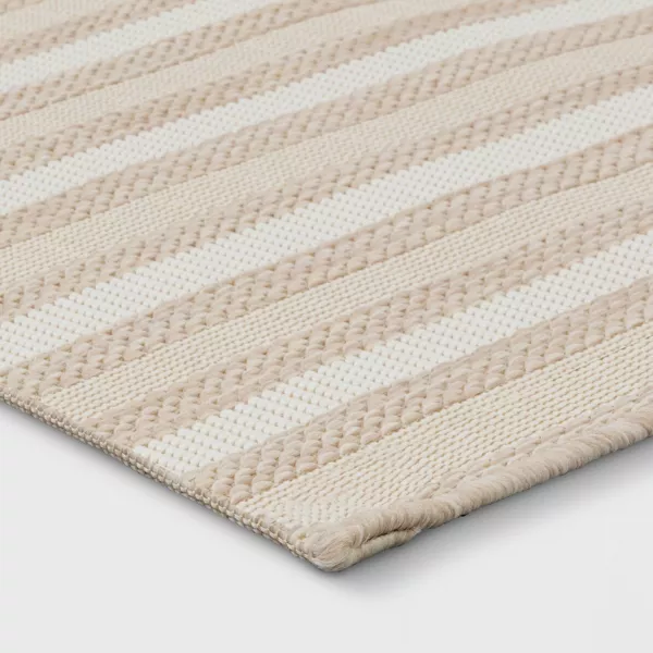 Linear Geo Outdoor Area Rug 6'6"x9' - Image 3