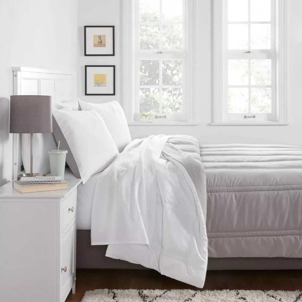 Lofty Microfiber Comforter - Full/Queen - Image 3