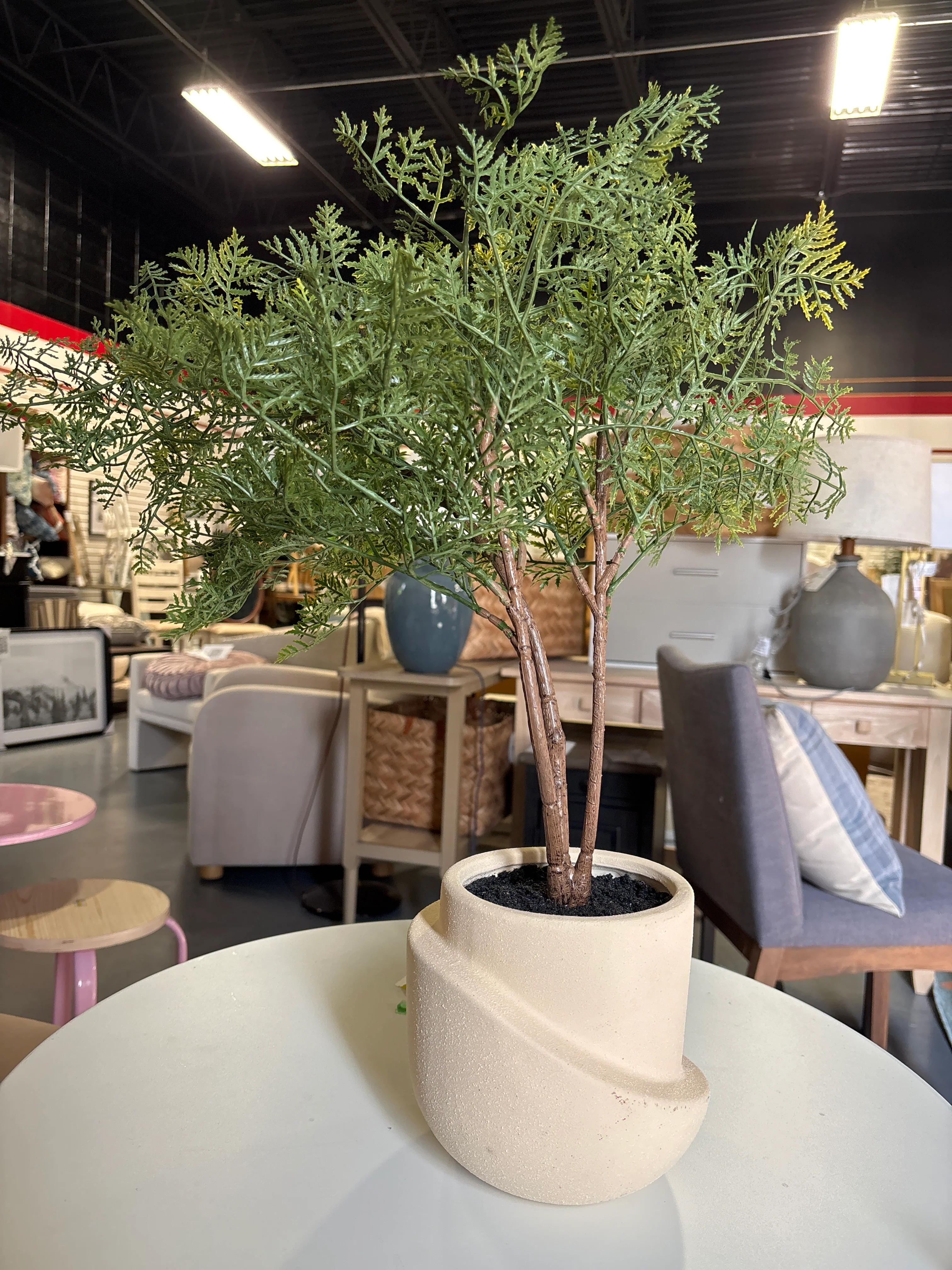 Luxe Mini Tree in Geometric Pot SHOWROOM ITEM - Image 2
