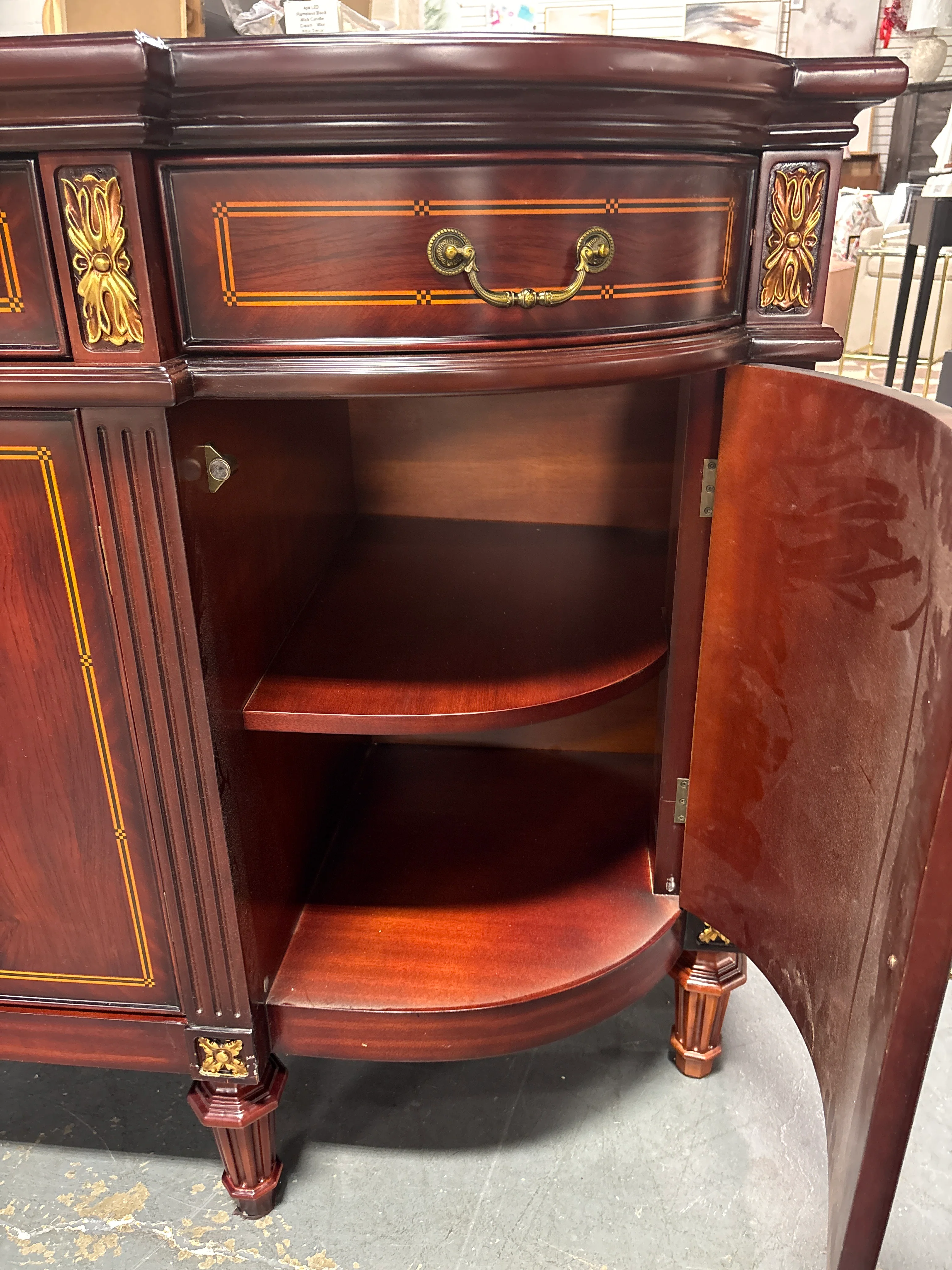 Mahogany Sideboard SHOWROOM ITEM - Image 4