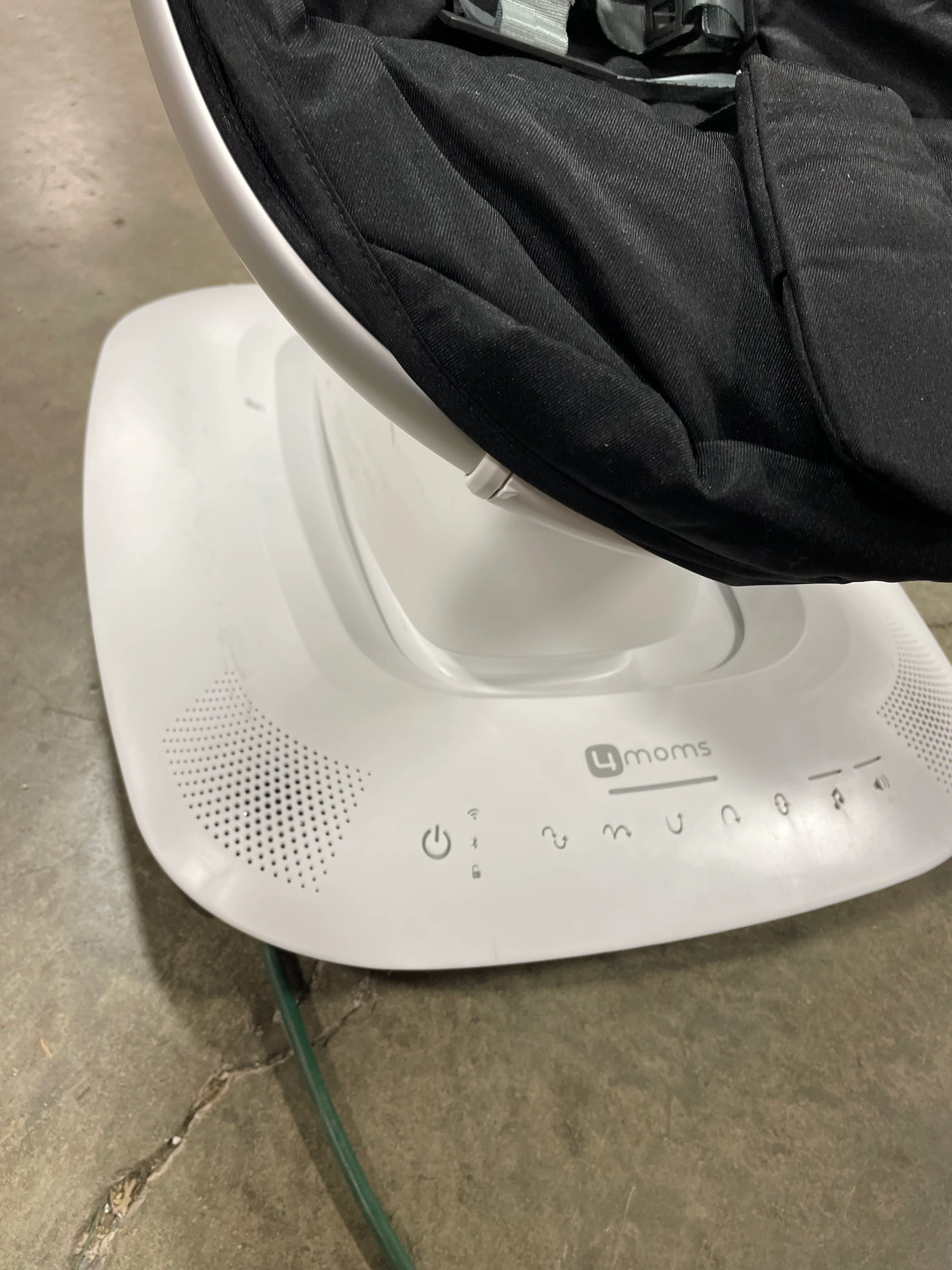 mamaRoo Multi-Motion Baby Swing Smart Connectivity - Image 6