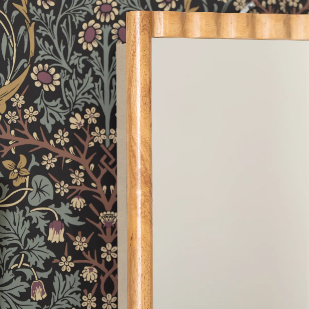 Marlowe Medicine Cabinet, Recess and Surface Mount, - Image 3