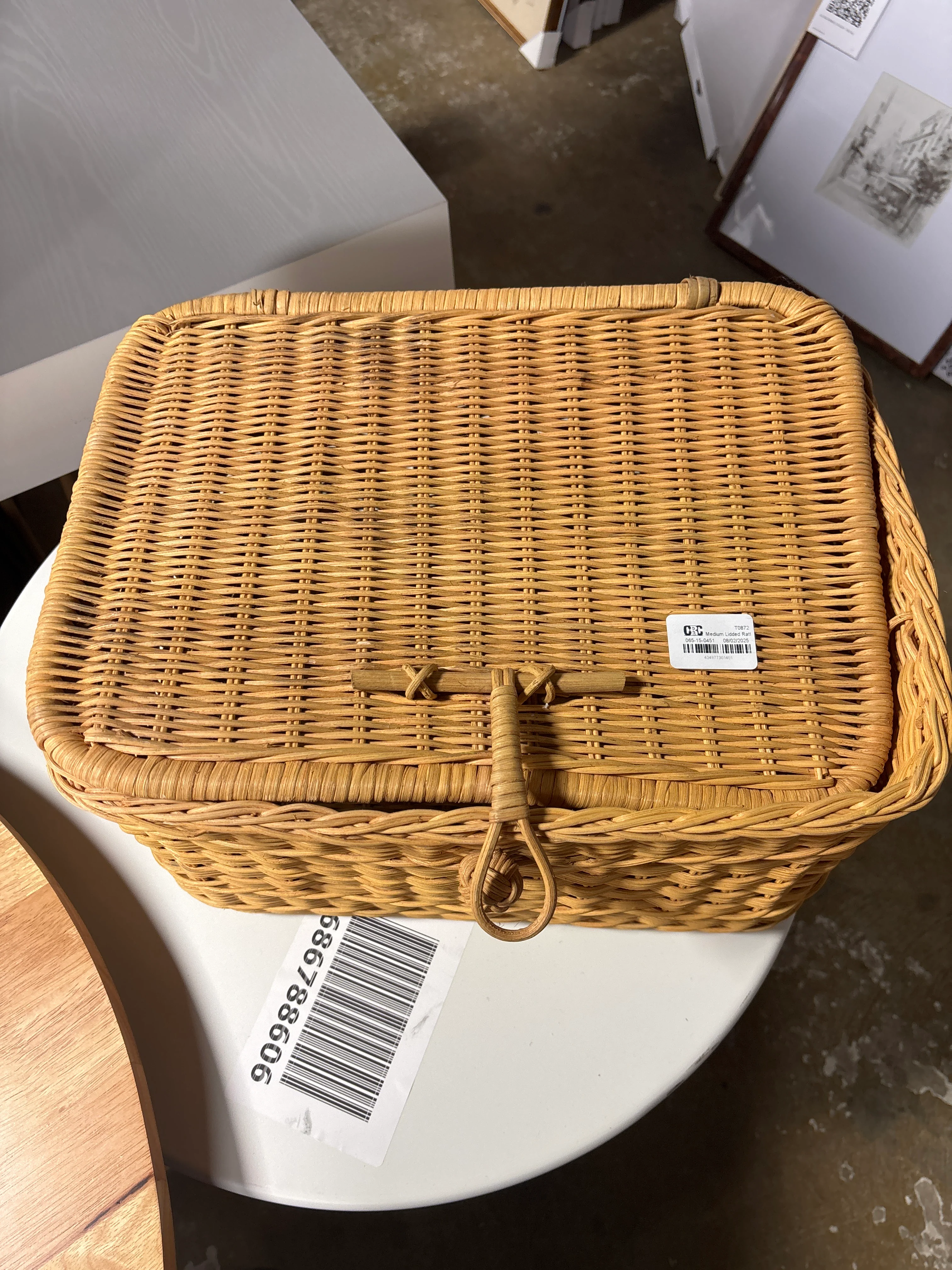Medium Lidded Rattan Basket SHOWROOM ITEM - Image 3