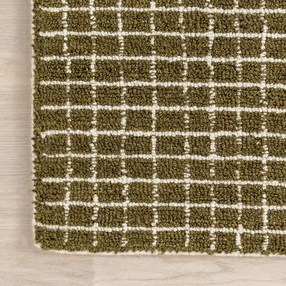 Melrose Checked Wool Area Rug 2'6"x8' - Image 4