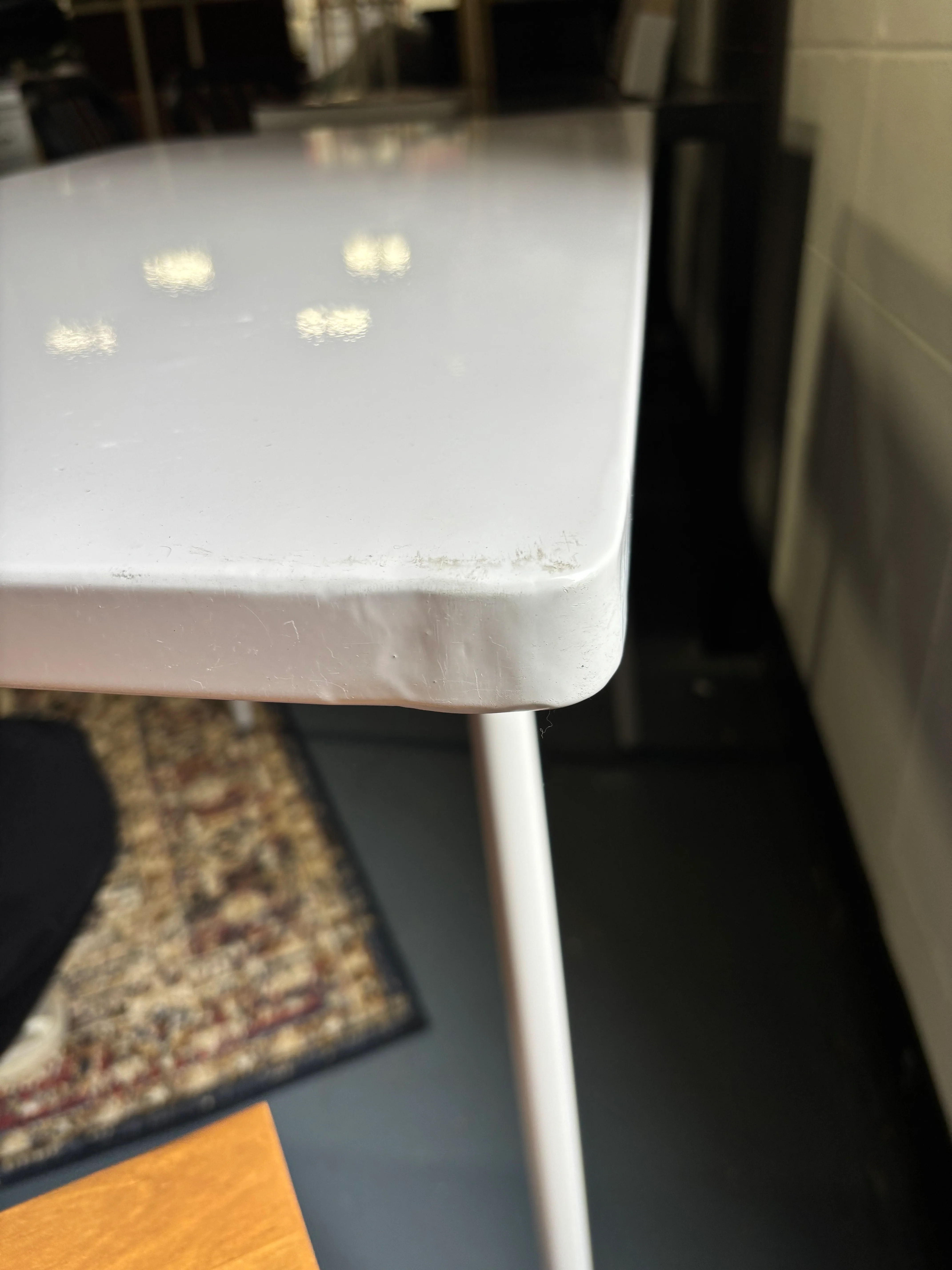 Metal Kids' Desk White SHOWROOM ITEM - Image 8