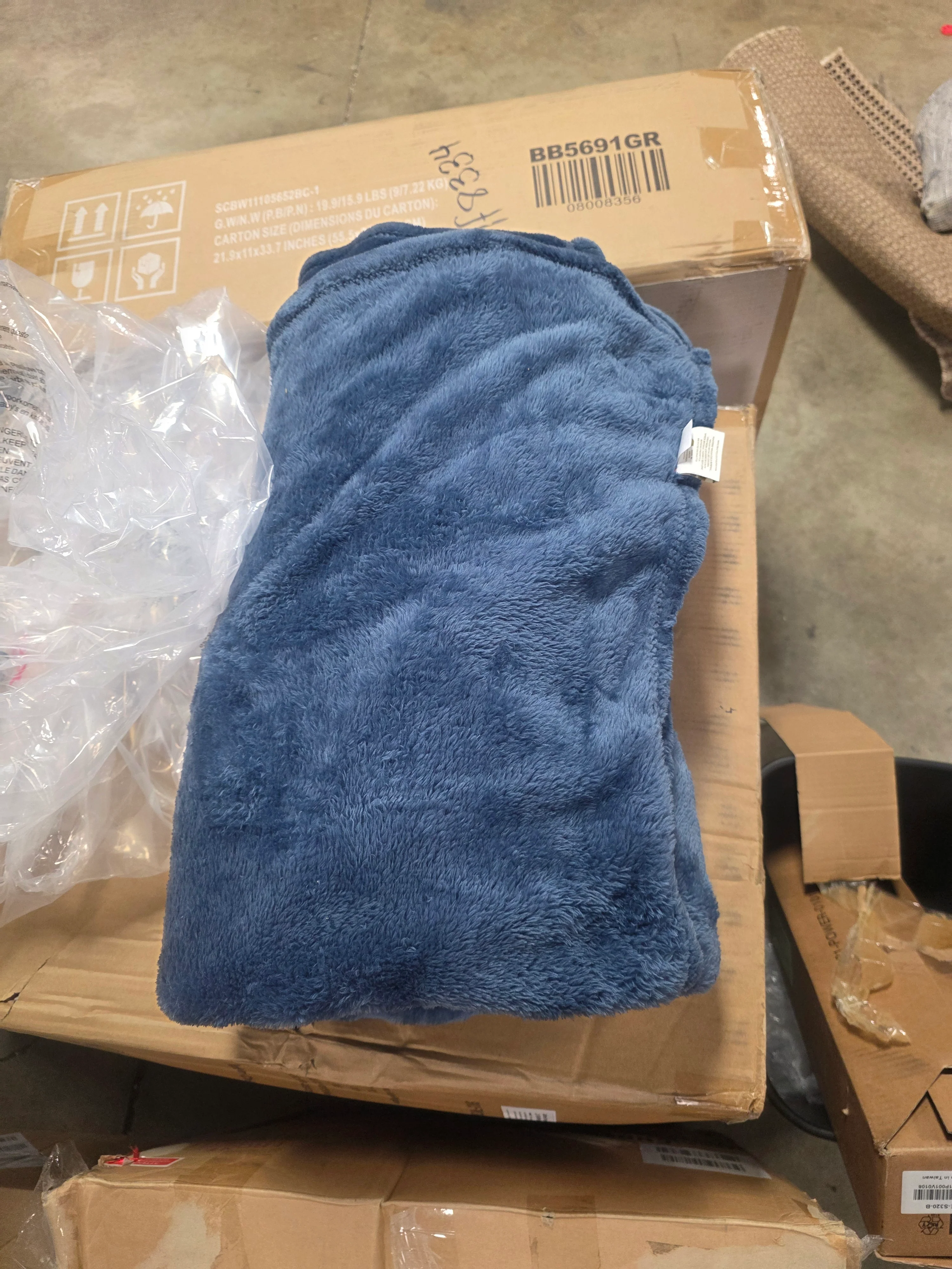 Microplush Bed Blanket - Full/Queen - Image 4
