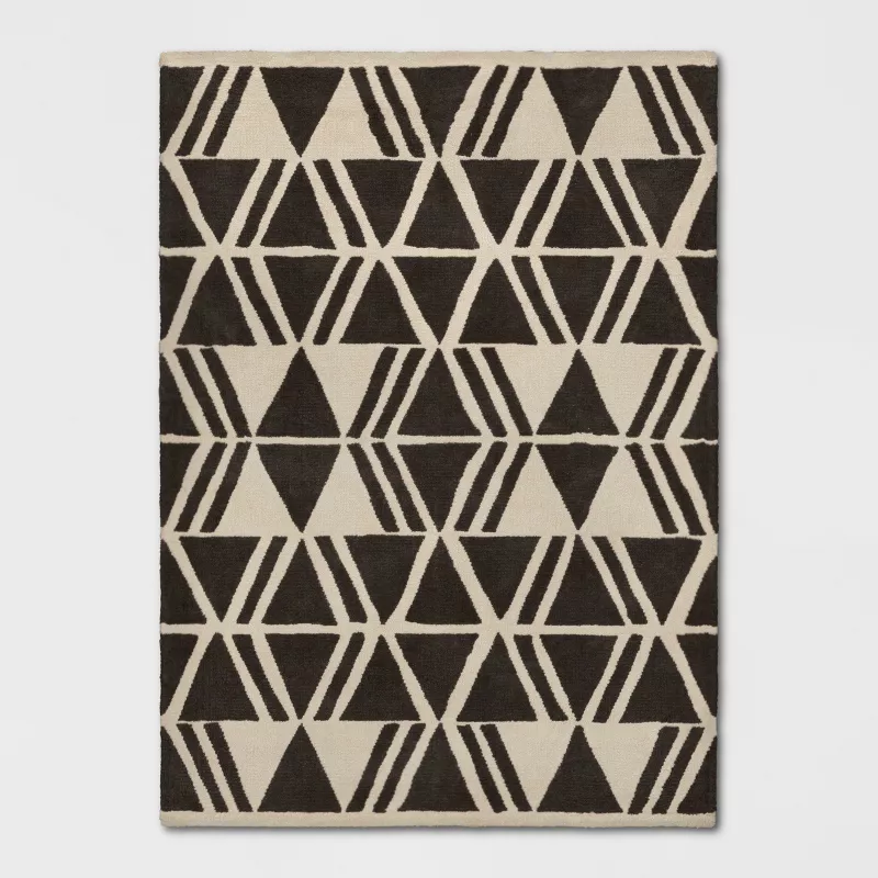 Microplush Geo Knitted Area Rug - 5'x7'