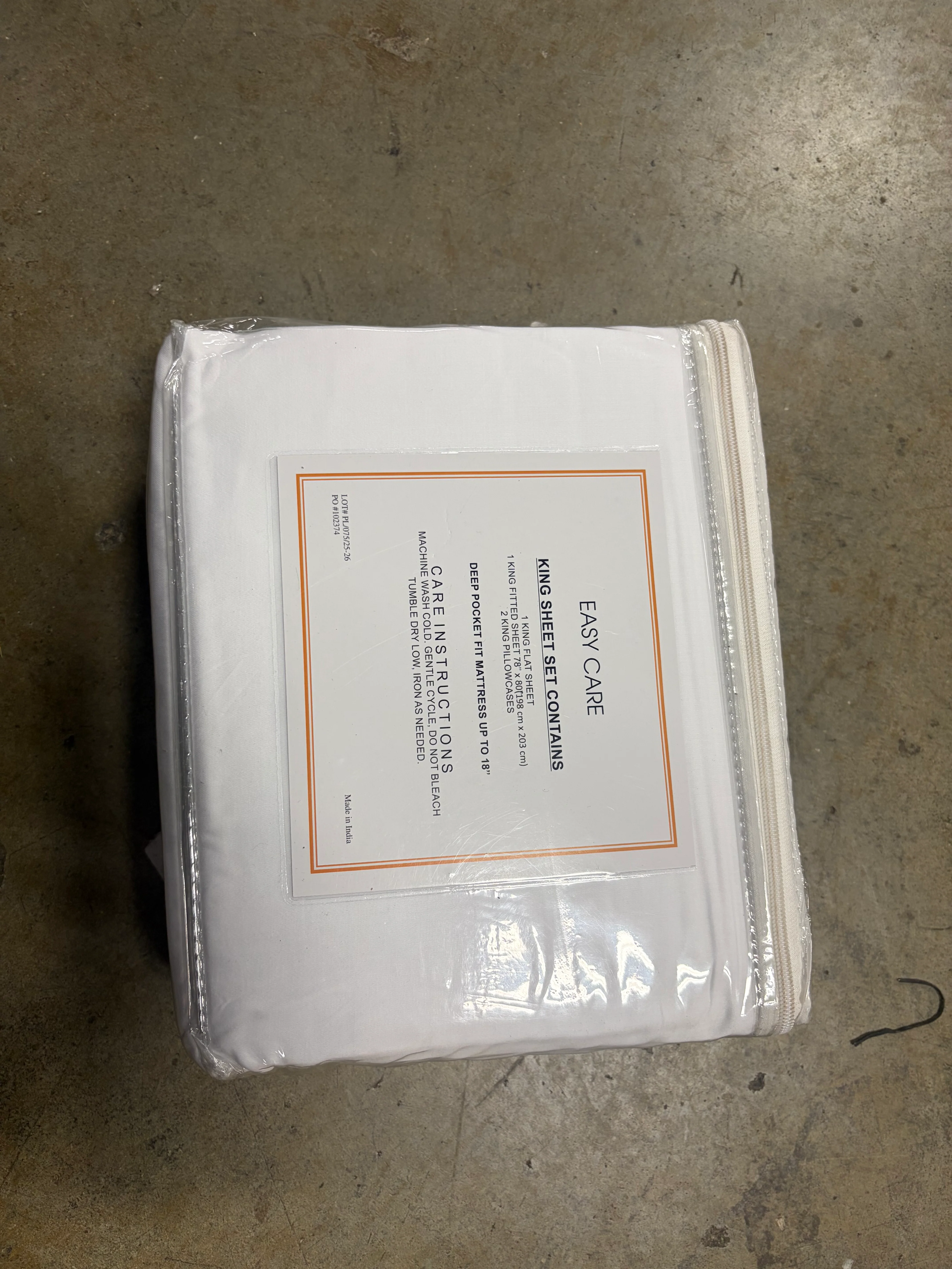 Milano Collection 1000 Thread Count 100% Egyptian Cotton 4 PC Sheet Set (King, Ivory) - Image 4