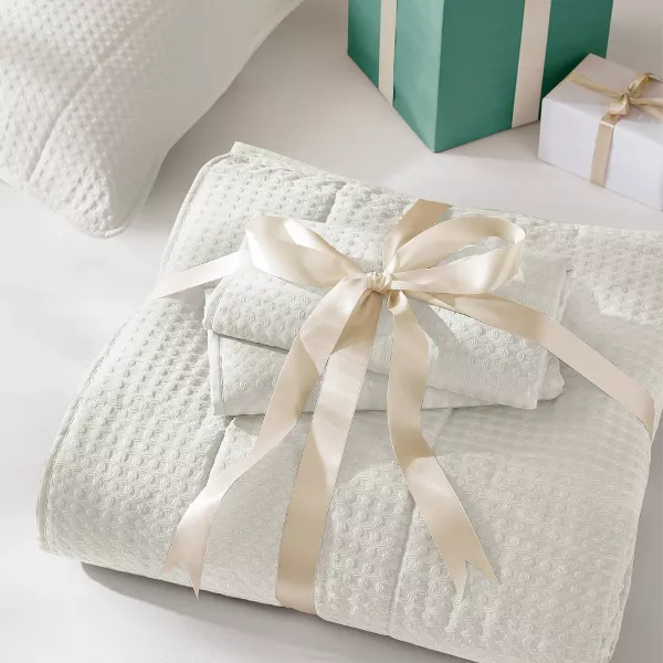 Mina Waffle Weave Textured Quilt Set - King/Cal King