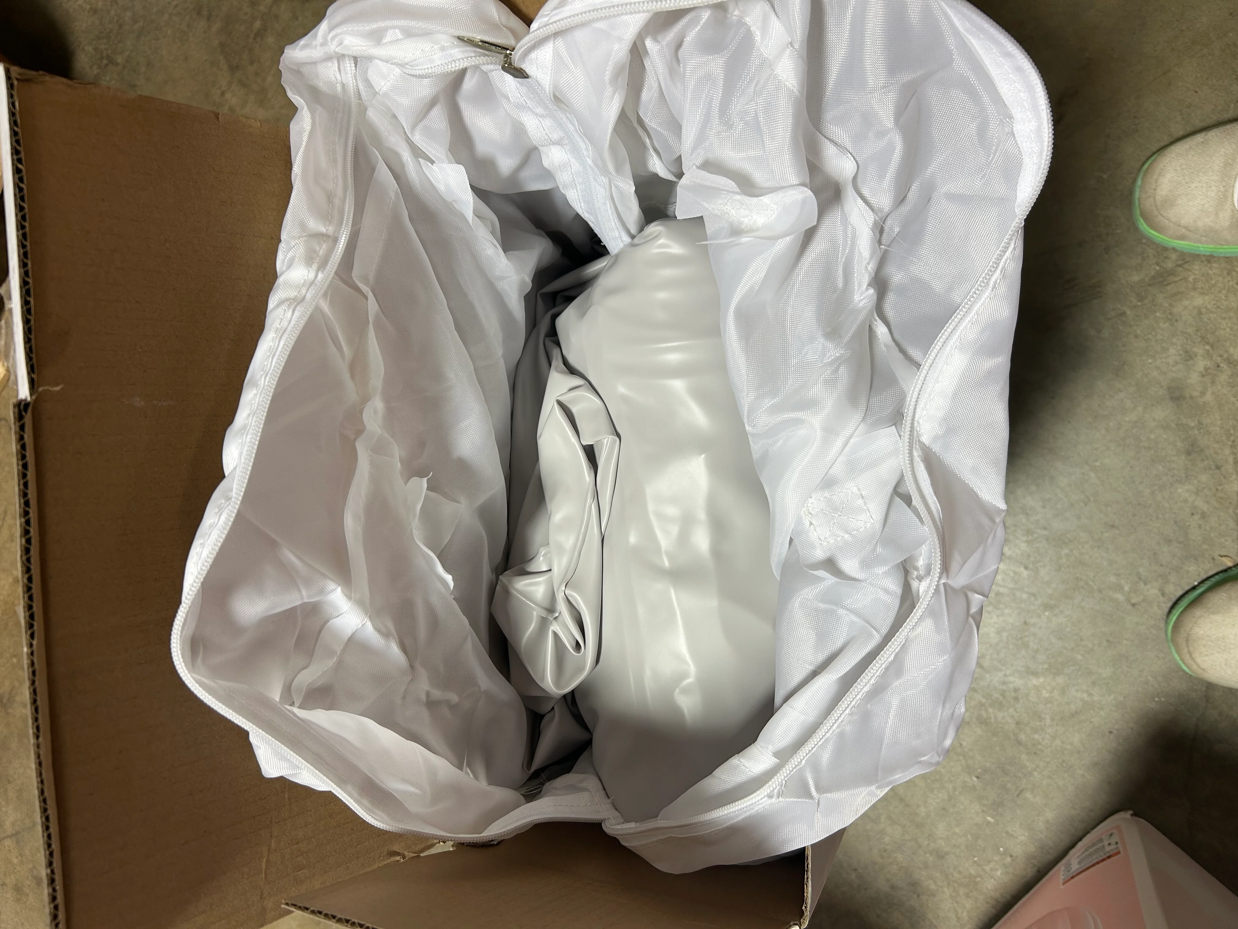 Mini Bounce House: Polyvinyl Material - Image 6