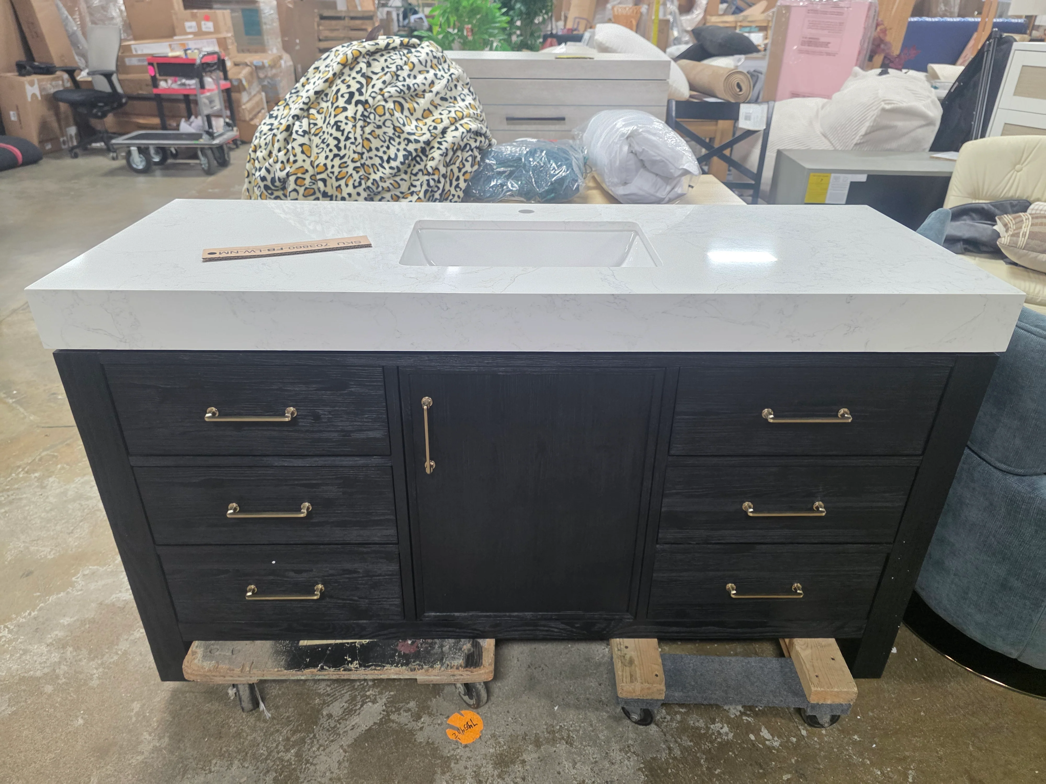 Miseno León 60" Free Standing Single Basin Vanity Set with Cabinet - SHOWROOM ITEM - Image 2