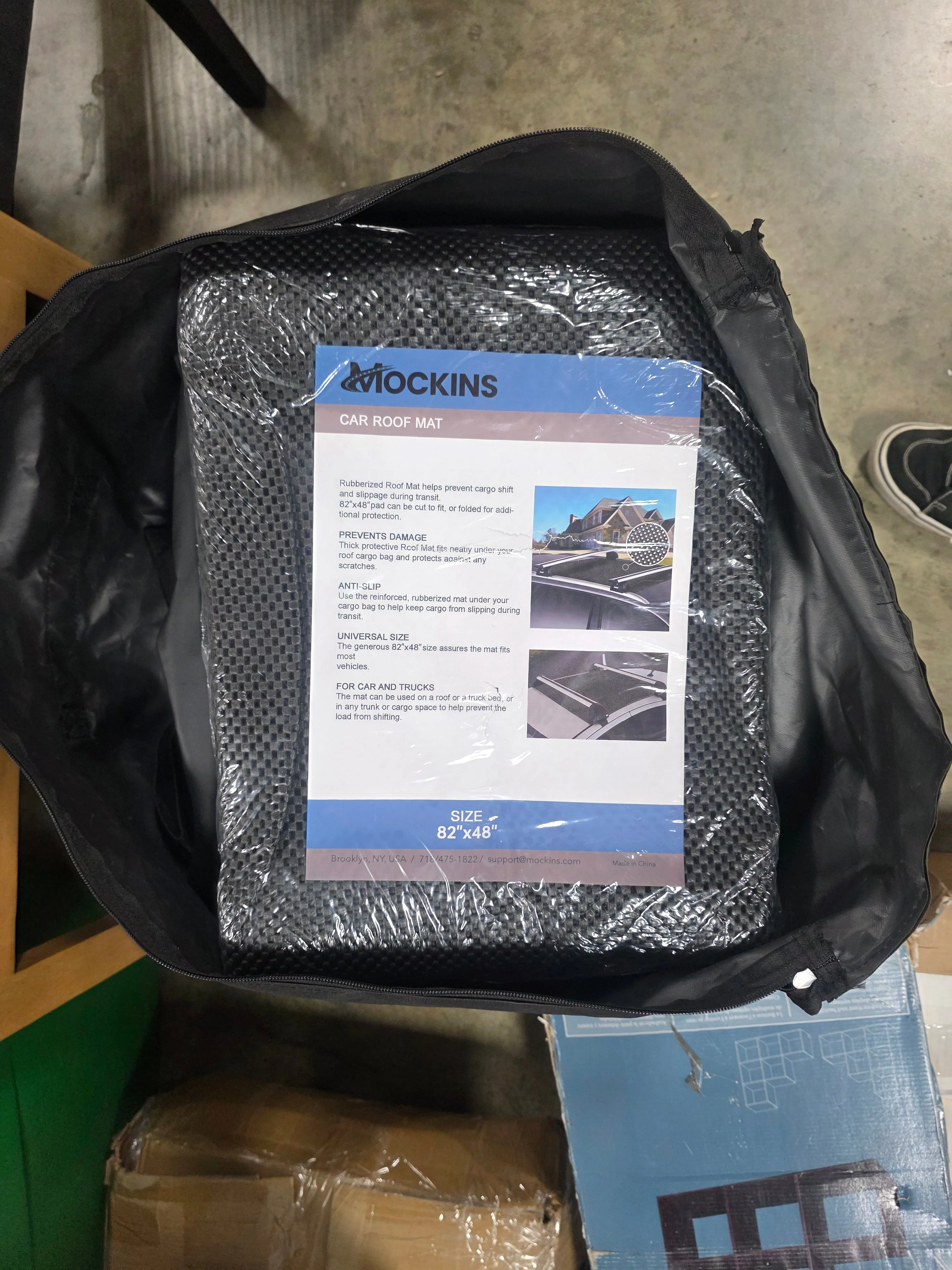 XXL Waterproof Rooftop Cargo Bag for Top of Car Storage - Image 4