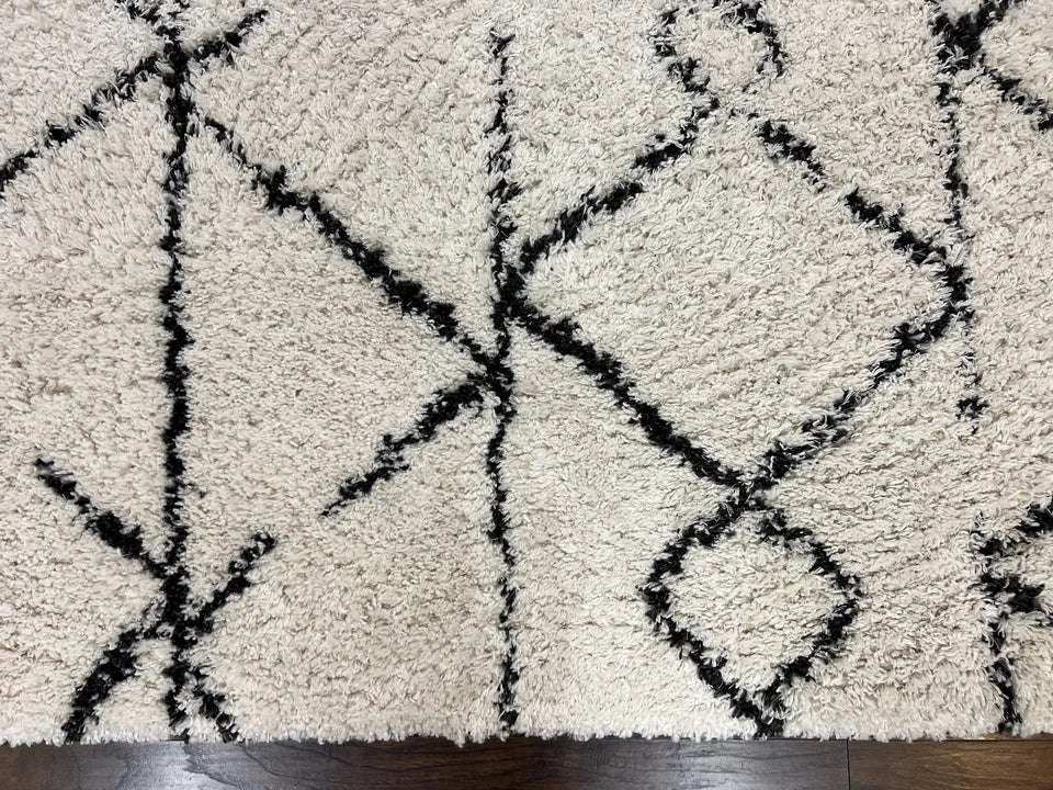 Modern Shag Rug 5x7 Ivory and Black Area Rug - Image 2