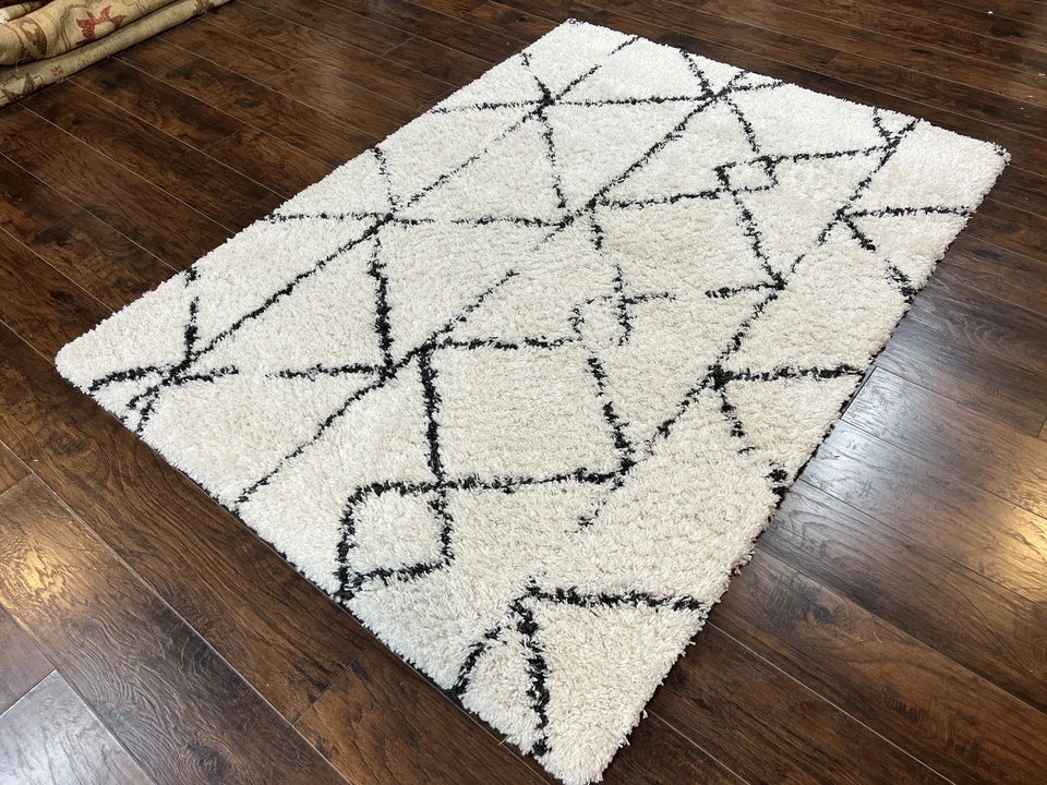 Modern Shag Rug 5x7 Ivory and Black Area Rug - Image 5