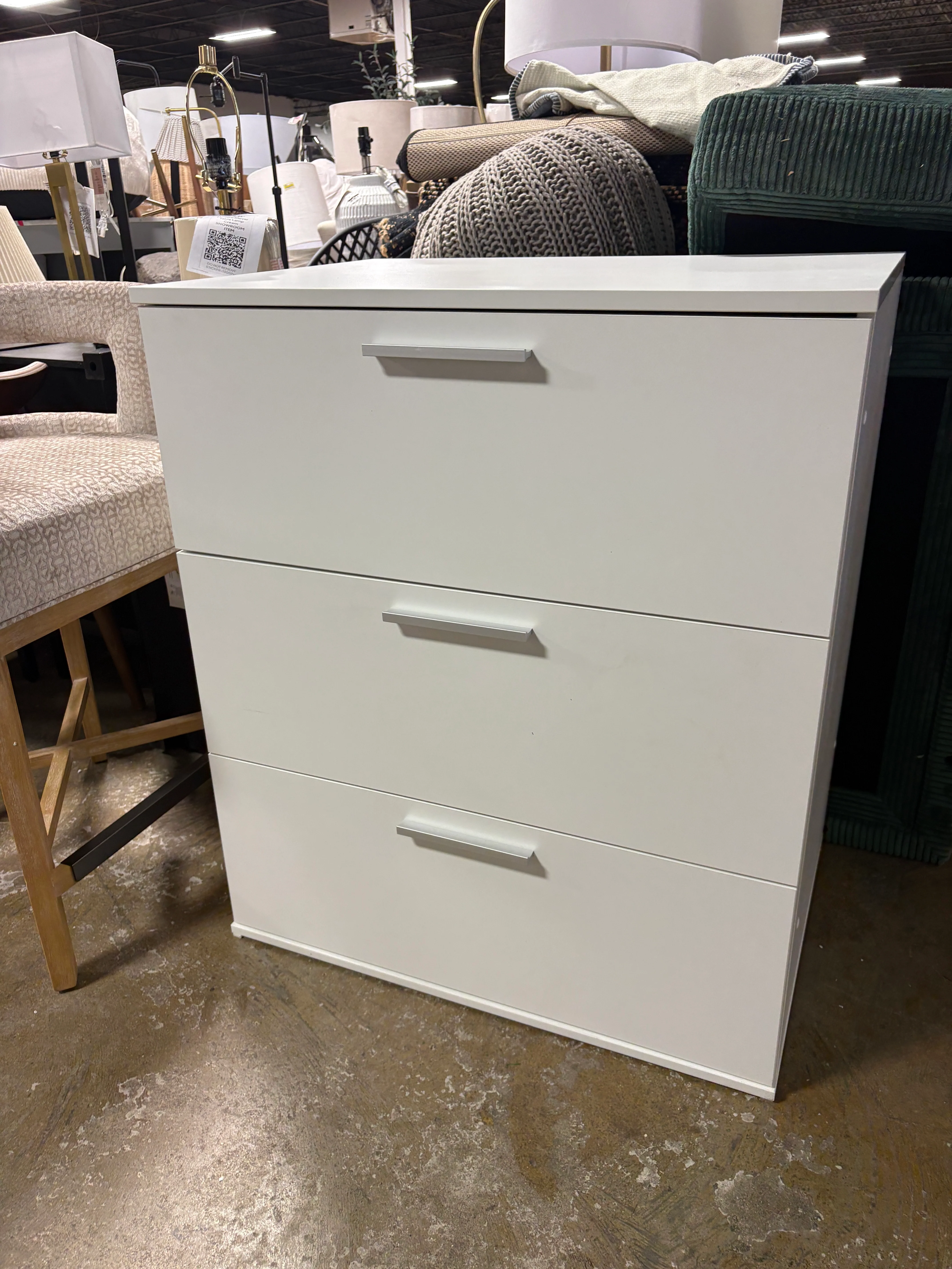 Morgan Three-Drawer Modular Jumbo Chest In White SHOWROOM ITEM - Image 2