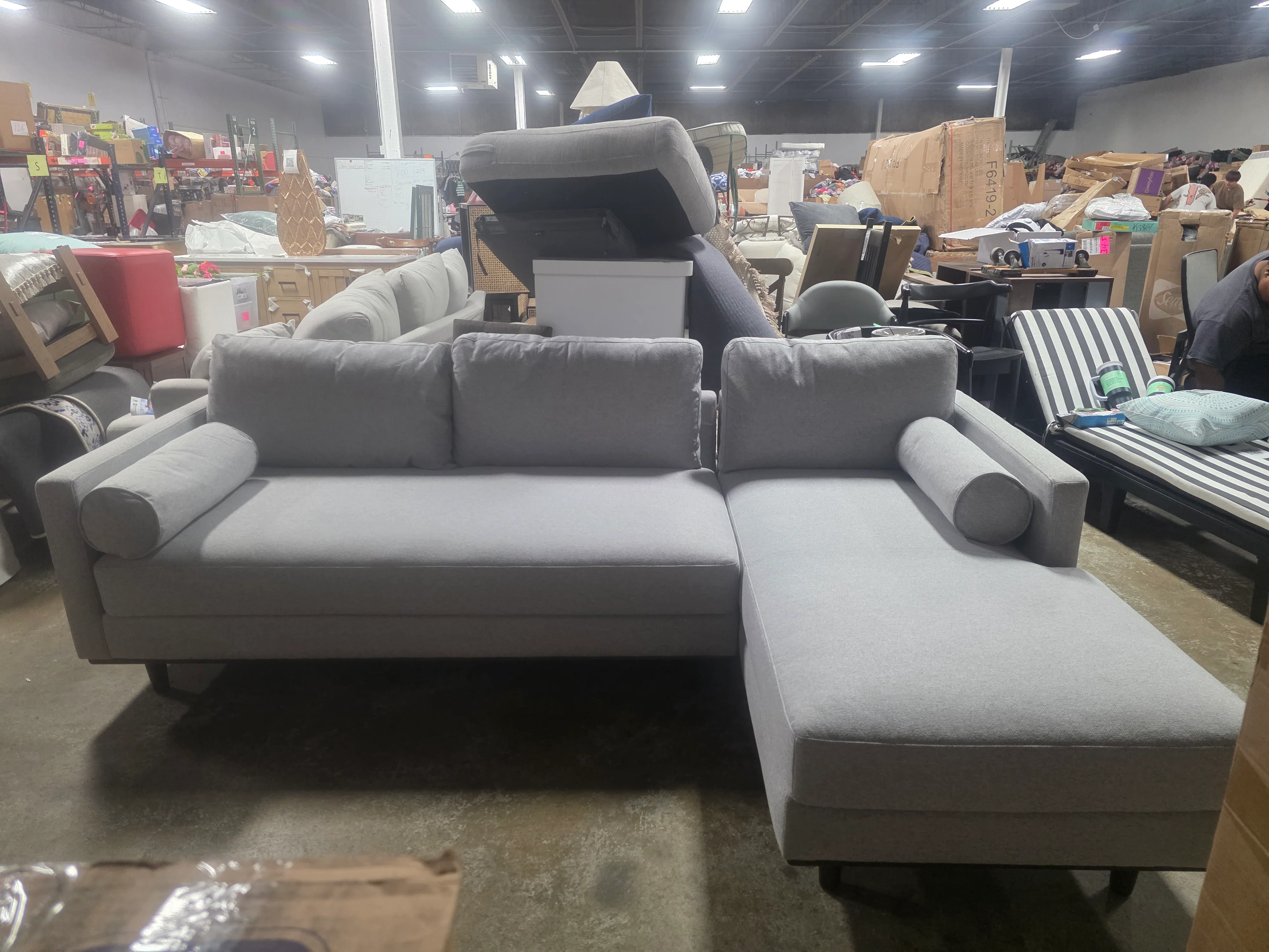 Morrison Right Sectional Sofa in Woven-Blend Fabric - SHOWROOM ITEM - Image 2