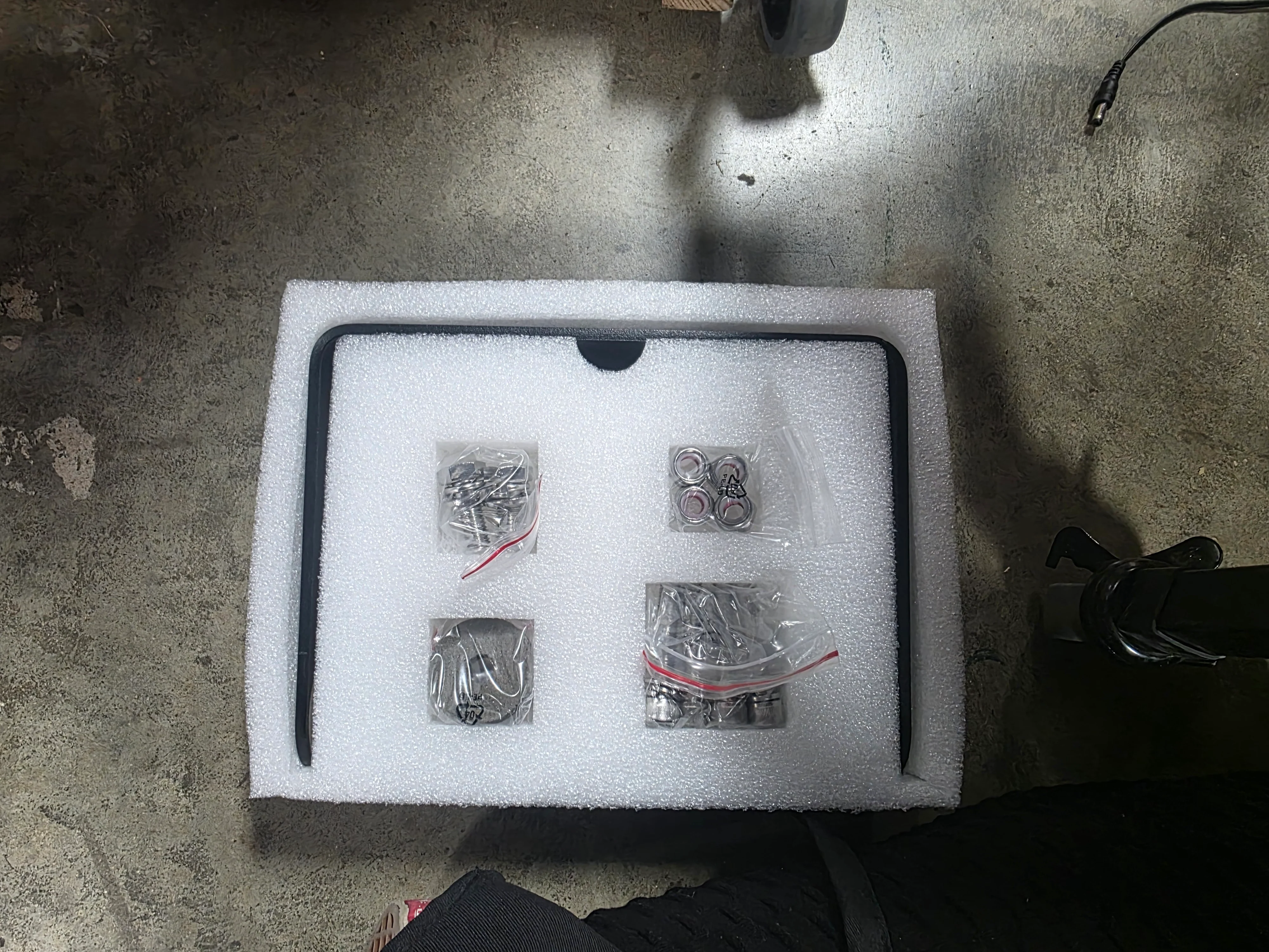 Motorola - vehicle mounting bracket - Image 3