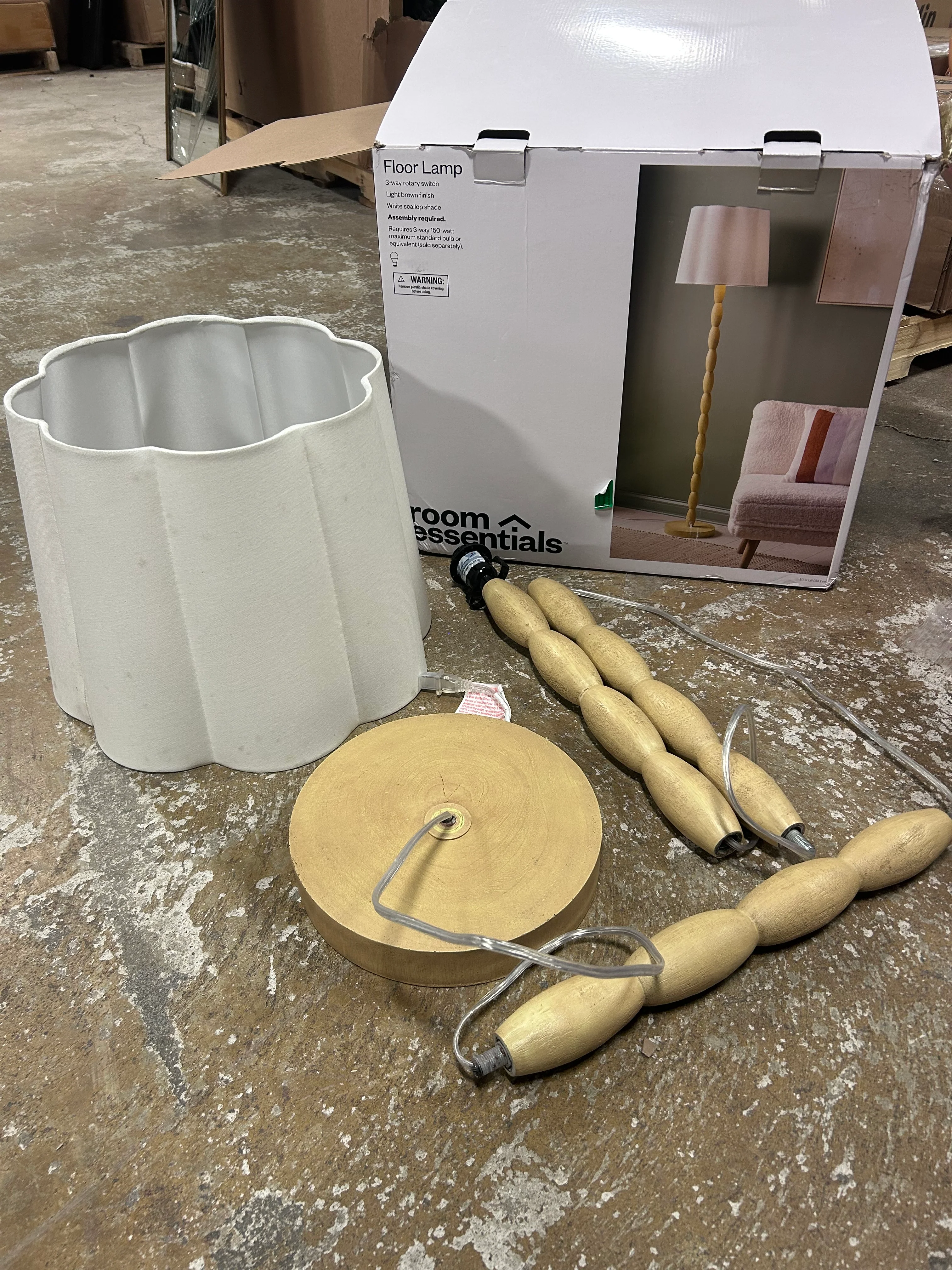Natural Polyresin Floor Lamp - Image 7