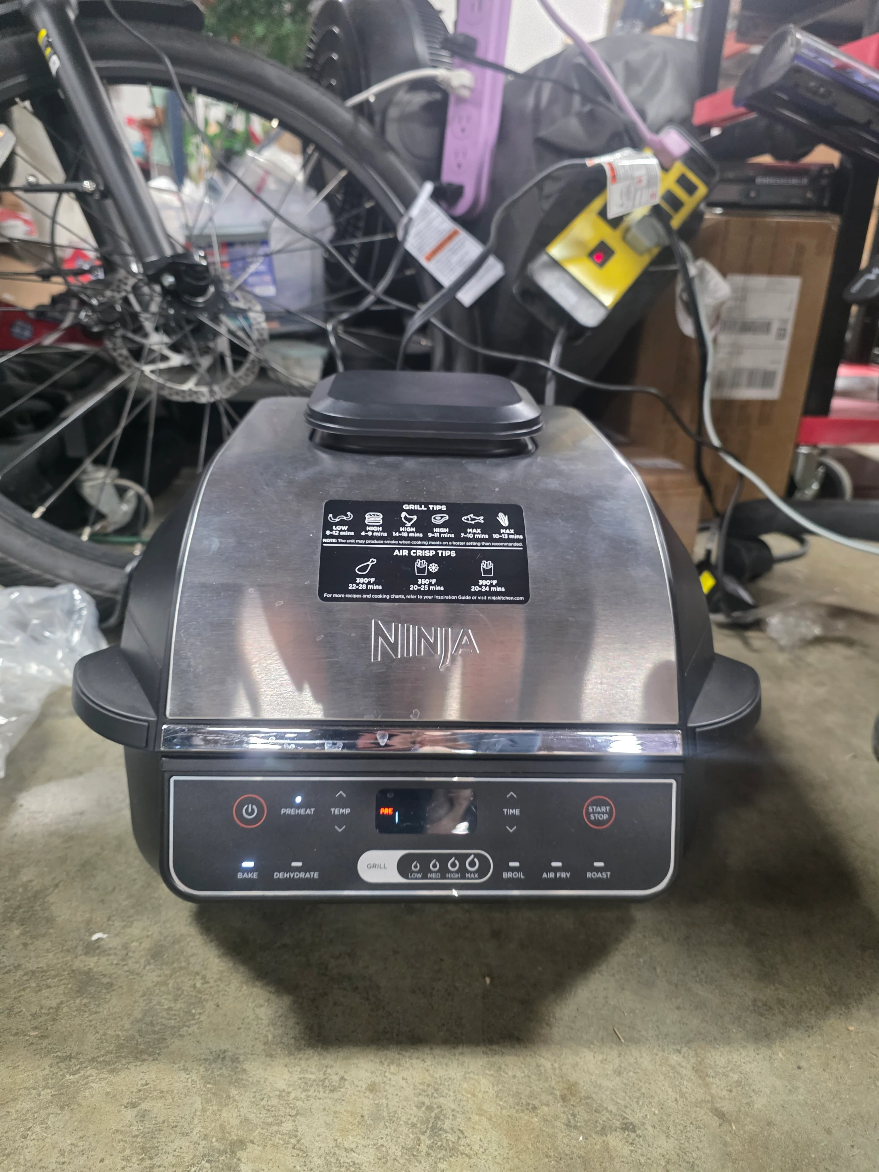 Foodi 6-in-1 Indoor Grill and 4-Quart Air Fryer - Image 6