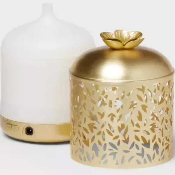 Gold Metal Floral Cutout Ultrasonic Diffuser - Image 4