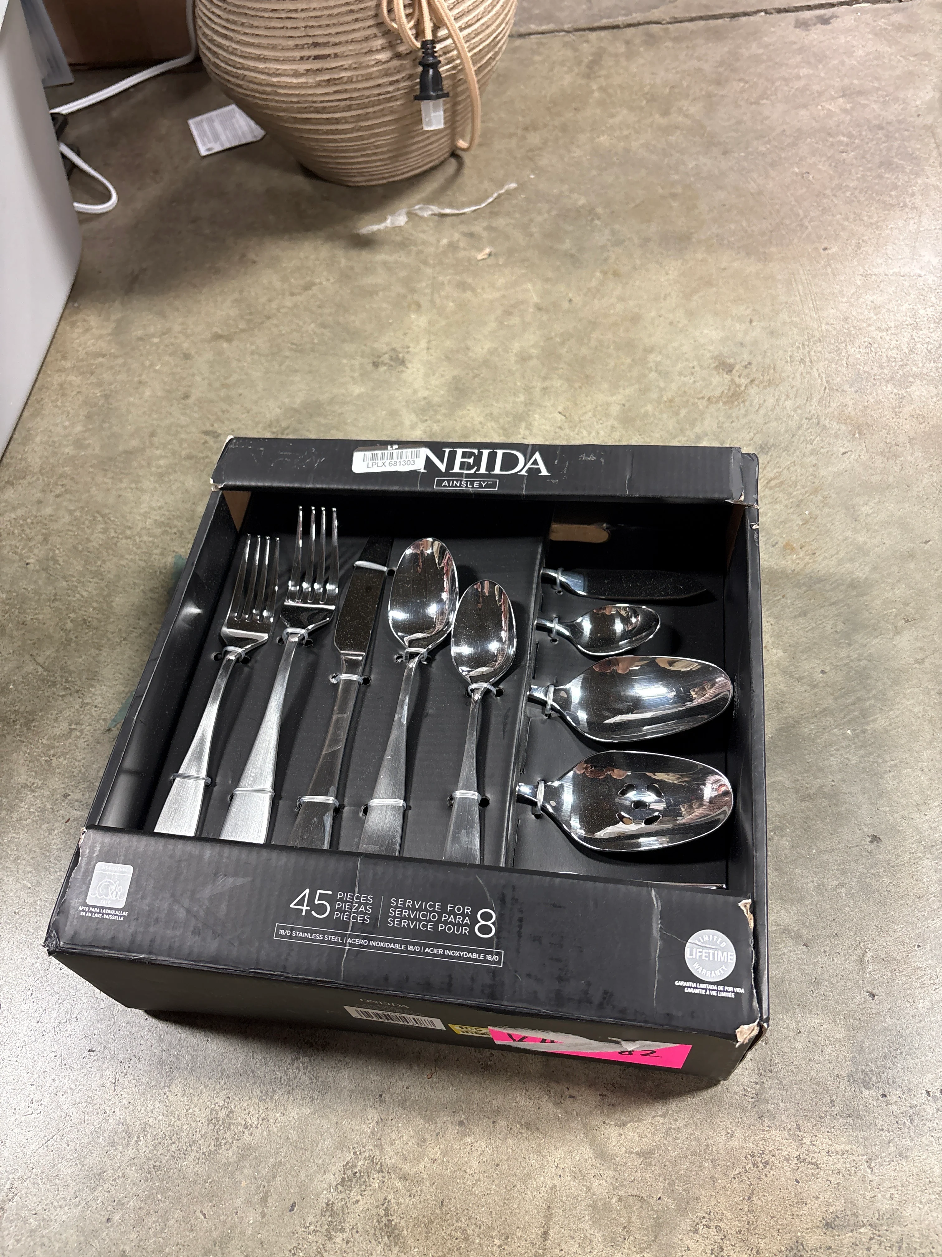 Oneida 45pc Ainsley Flatware Set: Stainless Steel Silverware, Service for 8, Dishwasher-Safe, Includes Serving Utensils SHOWROOM ITEM - Image 2
