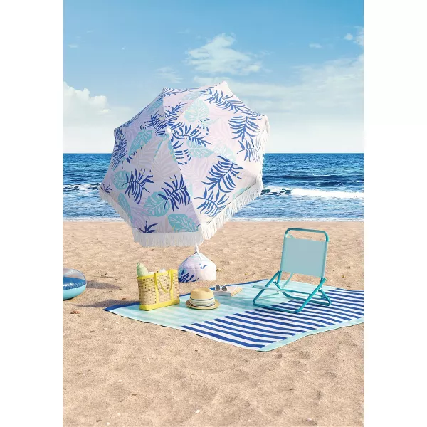 Outdoor Patio Beach Umbrella with Fringe - Image 4