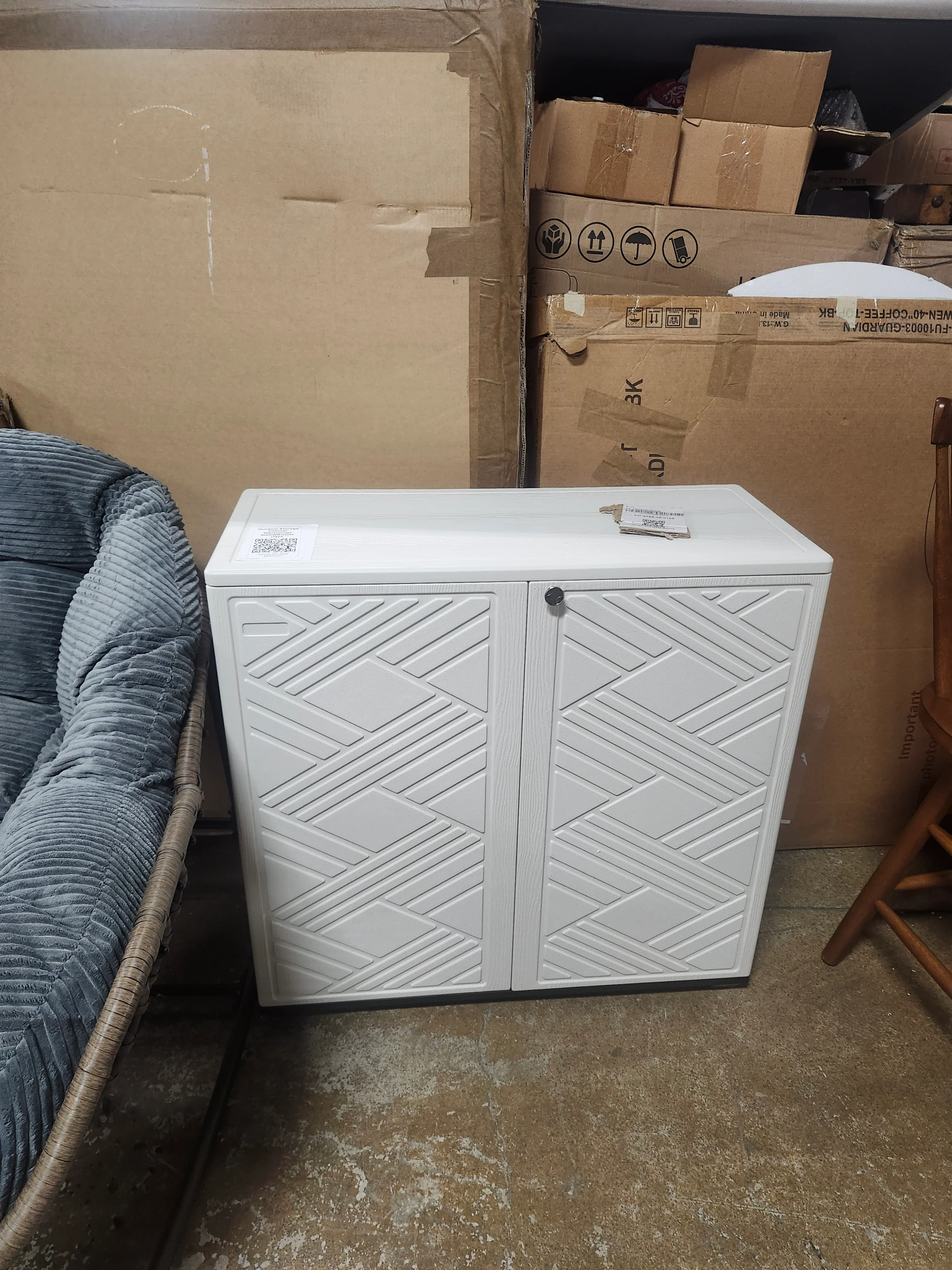 Outdoor Storage Cabinet Waterproof SHOWROOM ITEM - Image 2