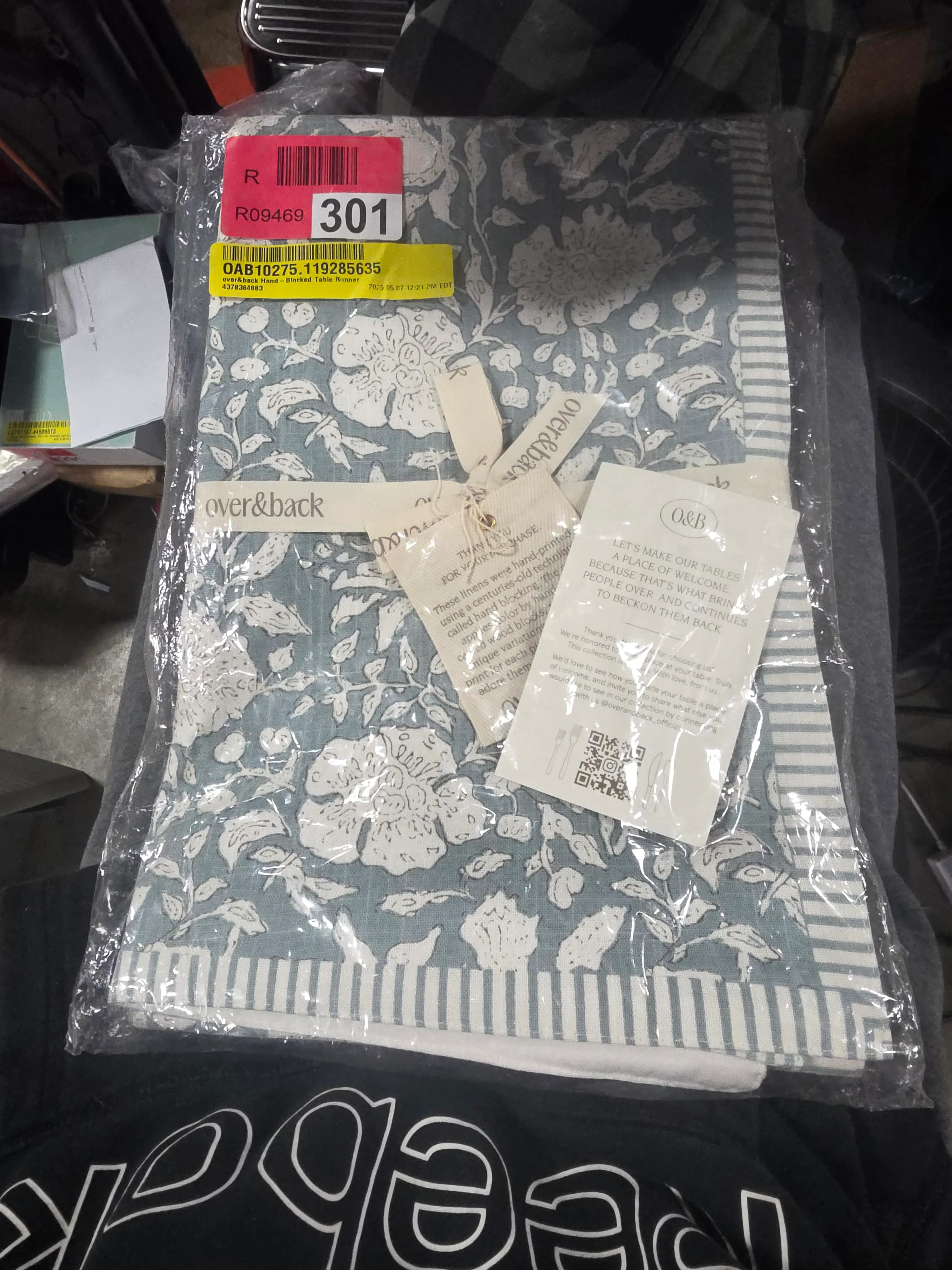 Hand-Blocked Printed Cotton Table Runner - Image 4