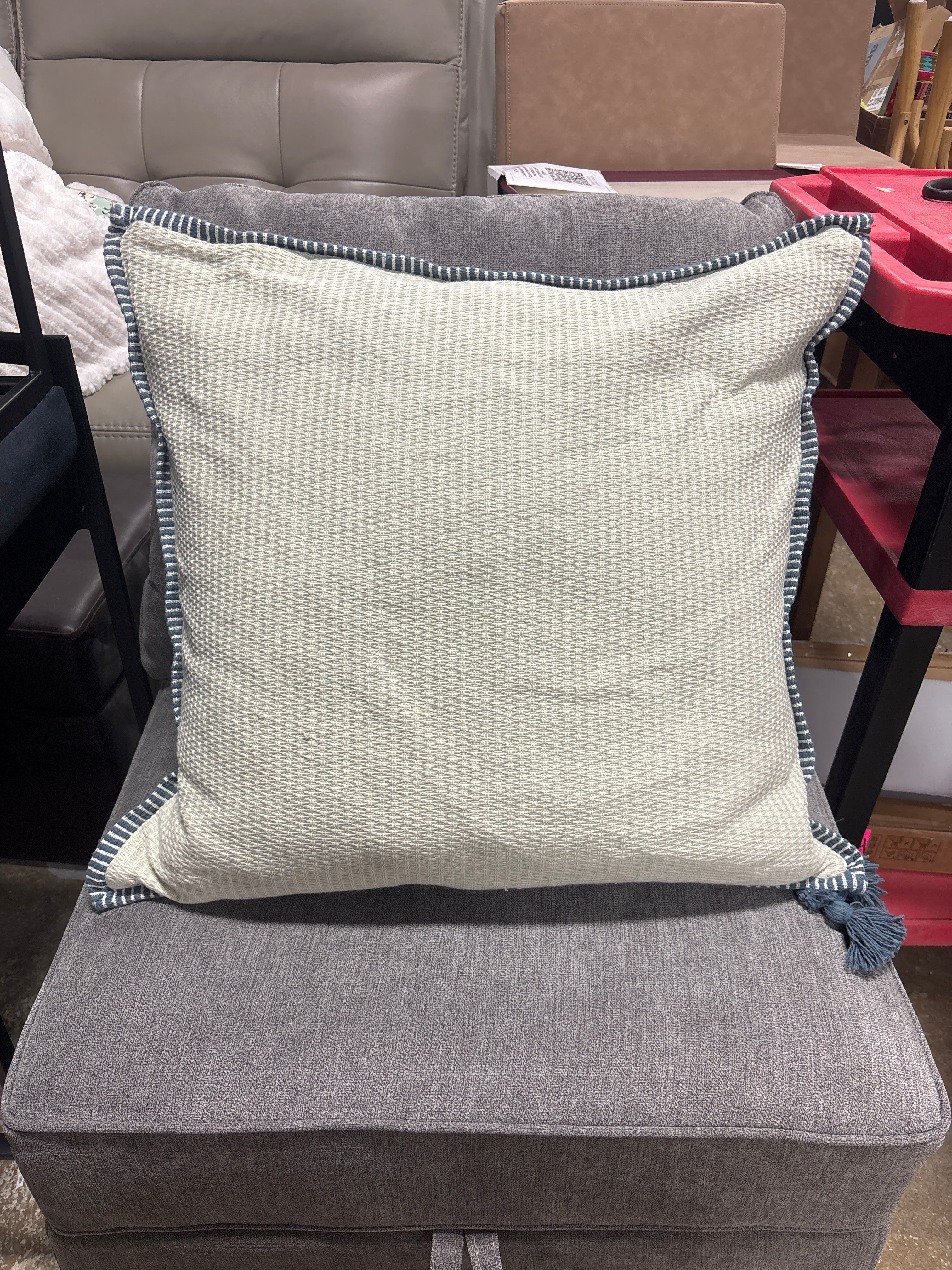 Oversized 24" Square Cotton Linen Texture with Tassel Cream or Blue SHOWROOM ITEM - Image 3