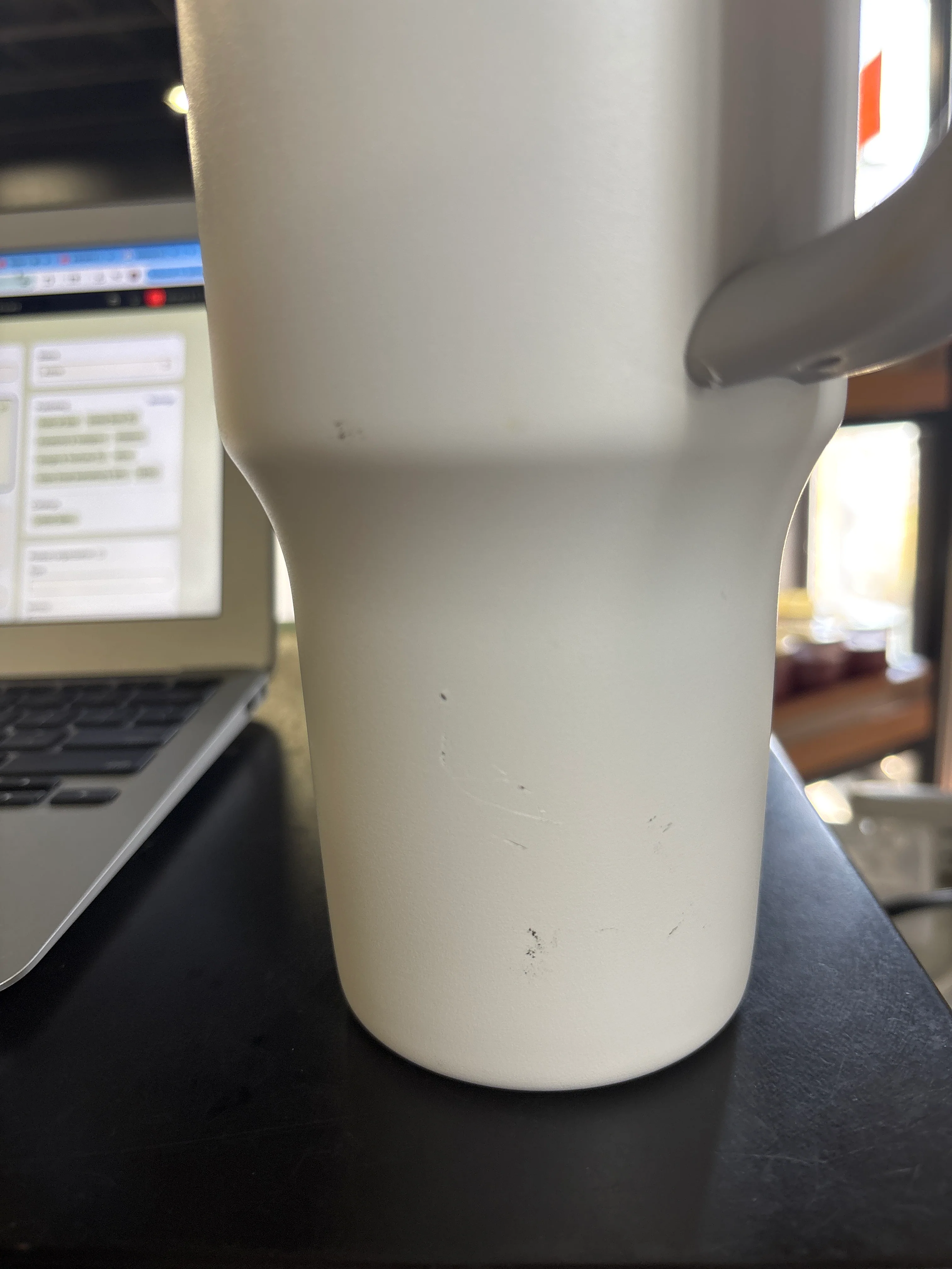 Owala 40oz Stainless Steel Straw Tumbler - Polar Brr/ Yellow Straw SHOWROOM ITEM - Image 5