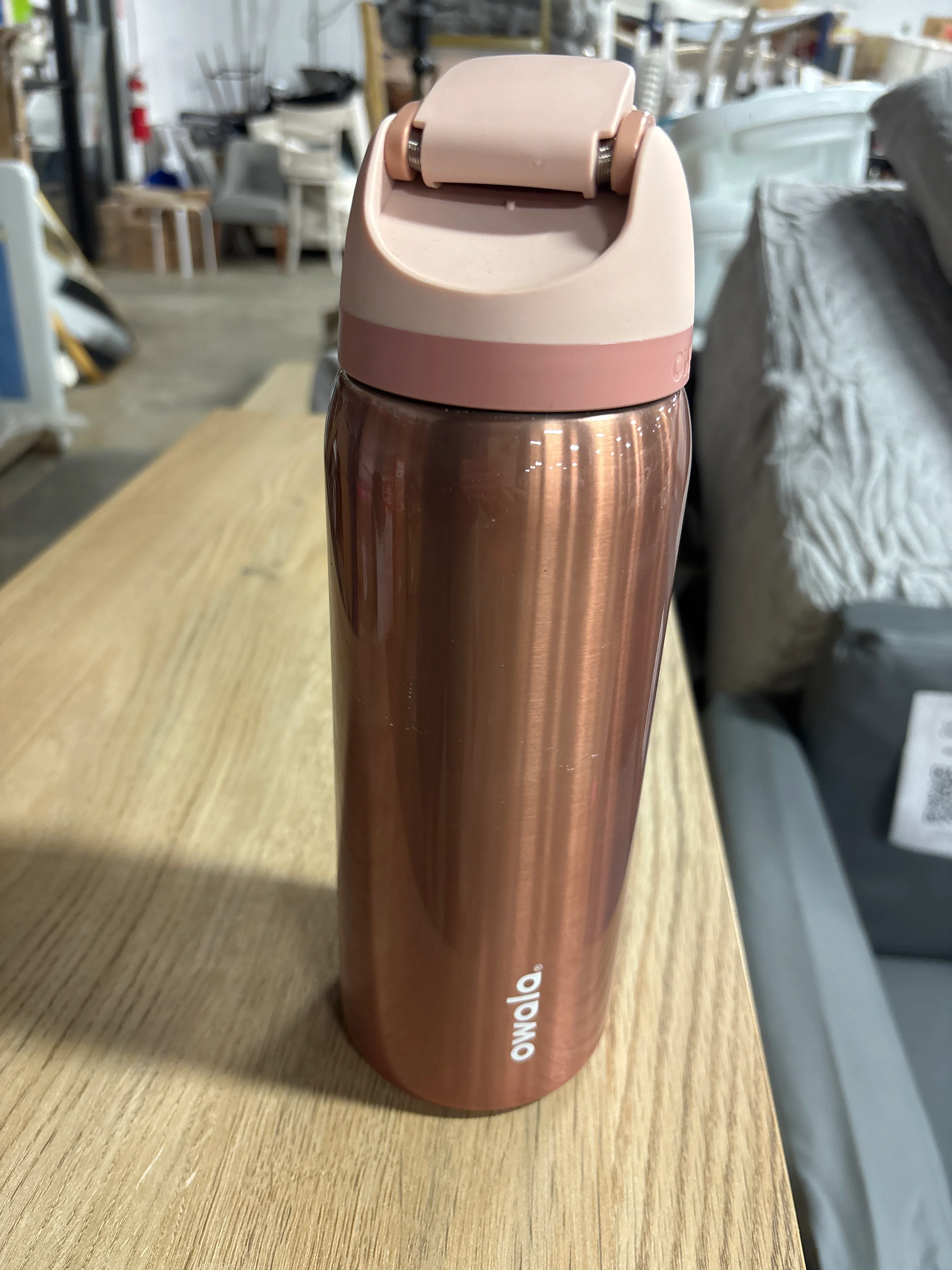 Owala Hearth & Hand Copper Bells 32oz FreeSip Limited Edition SHOWROOM ITEM - Image 4