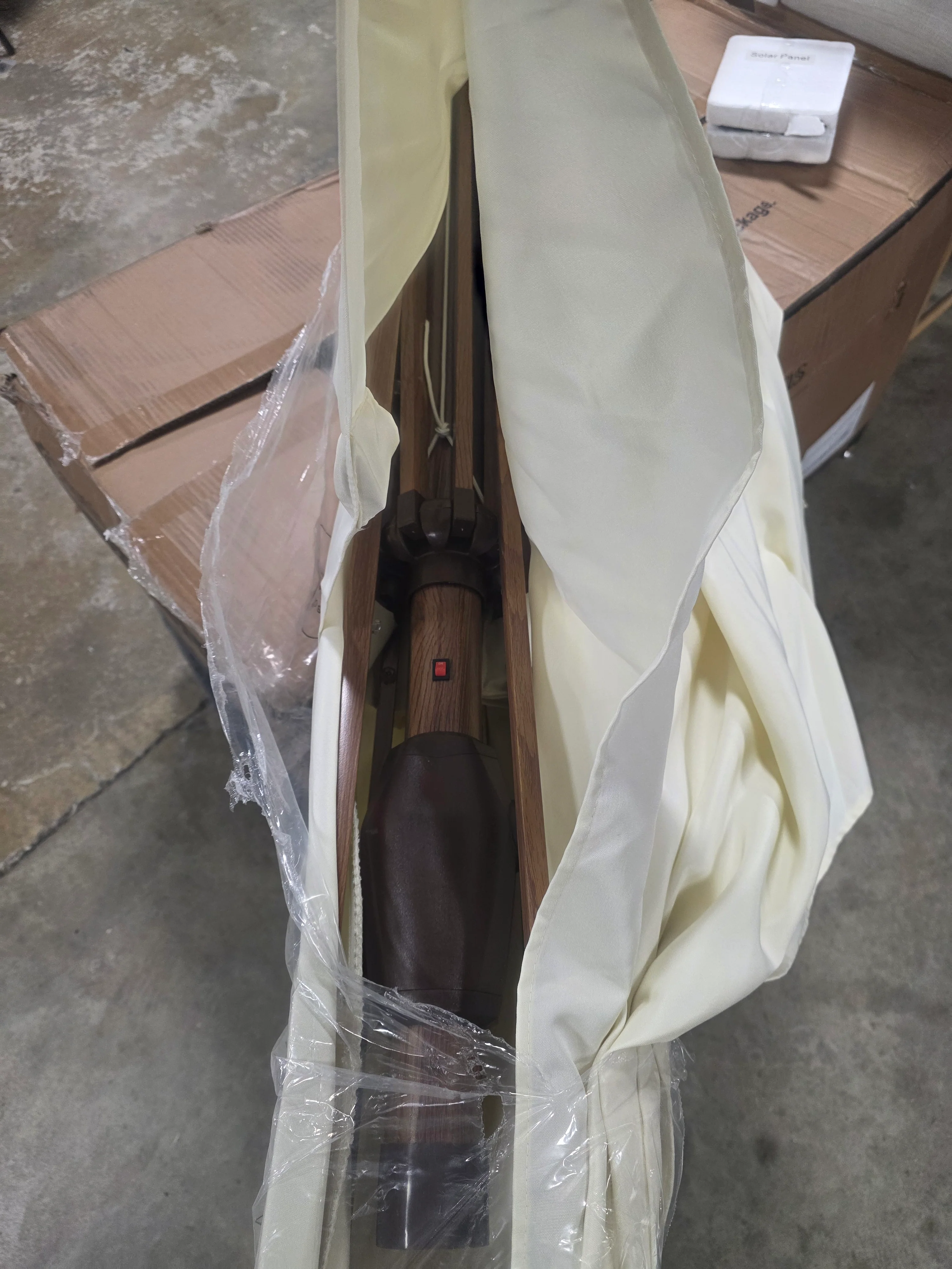 Solar Patio Umbrella with Faux Woodgrain Finish - Beige - Image 6
