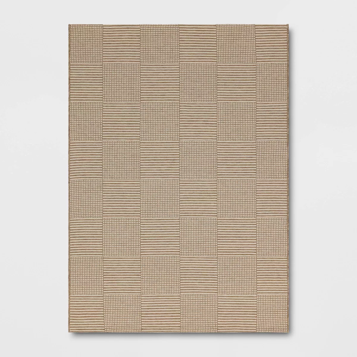 Patterned Grid Outdoor Area Rug 5'x7'