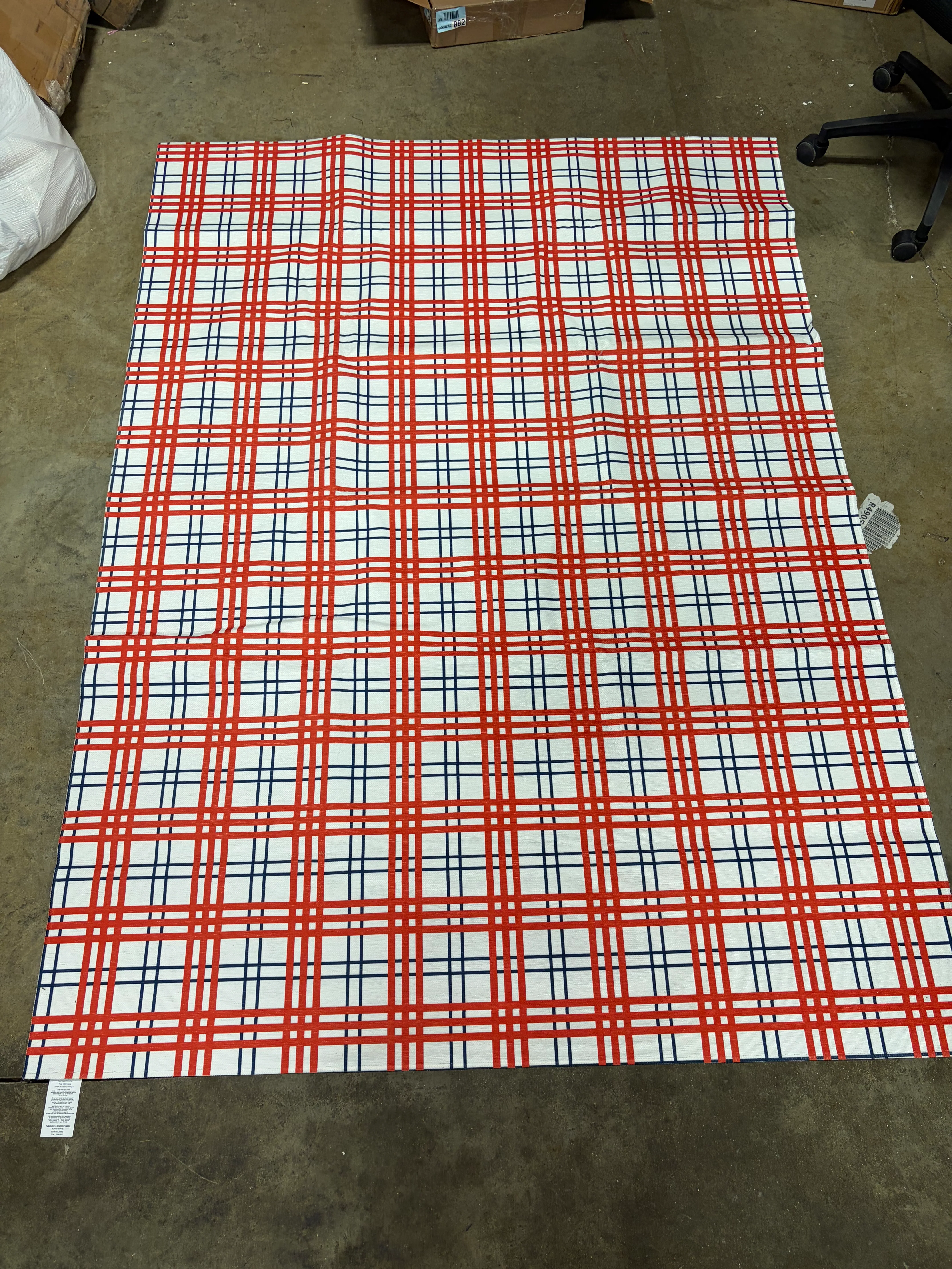 Plaid Indoor Rug 5X7 - Image 3