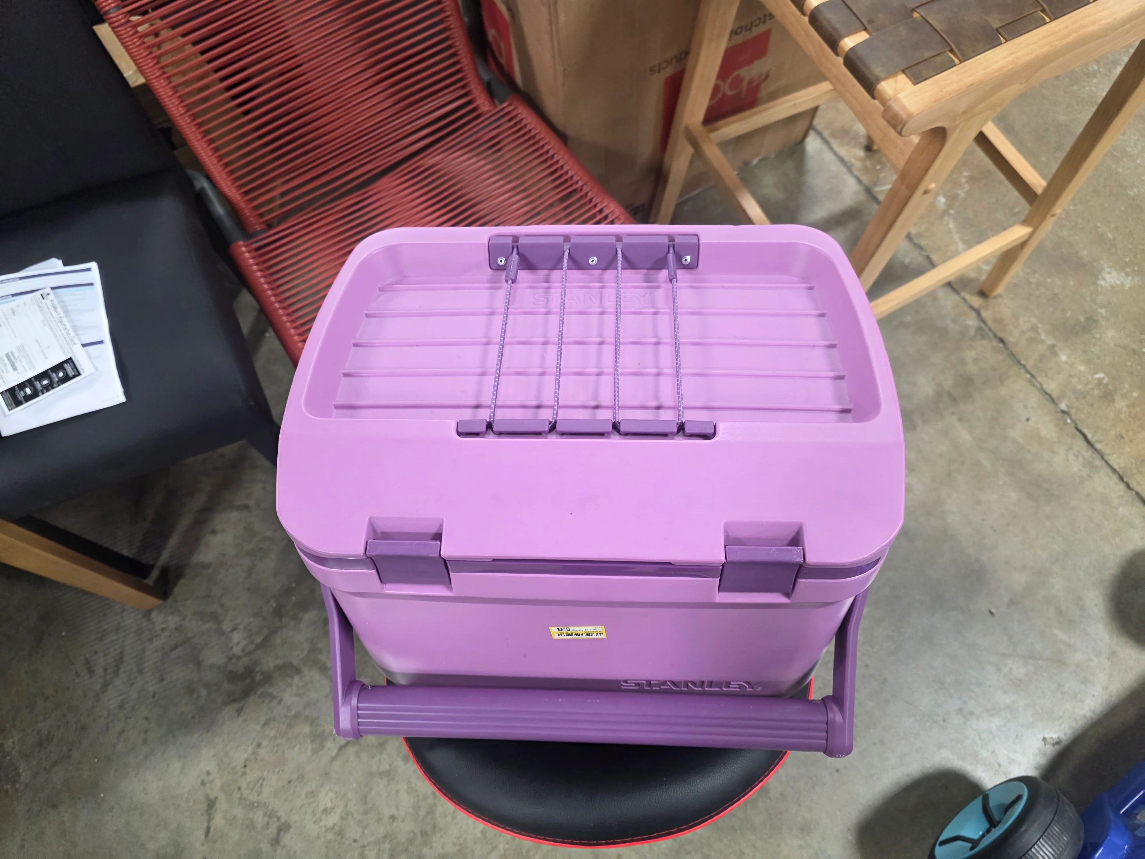 Plastic Easy-Carry Outdoor Cooler - Image 4