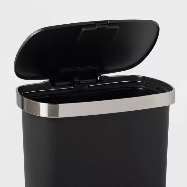 Plastic Locking Lid Step Trash Can Black - Indoor Kitchen Garbage Can, Spot Clean - Image 2