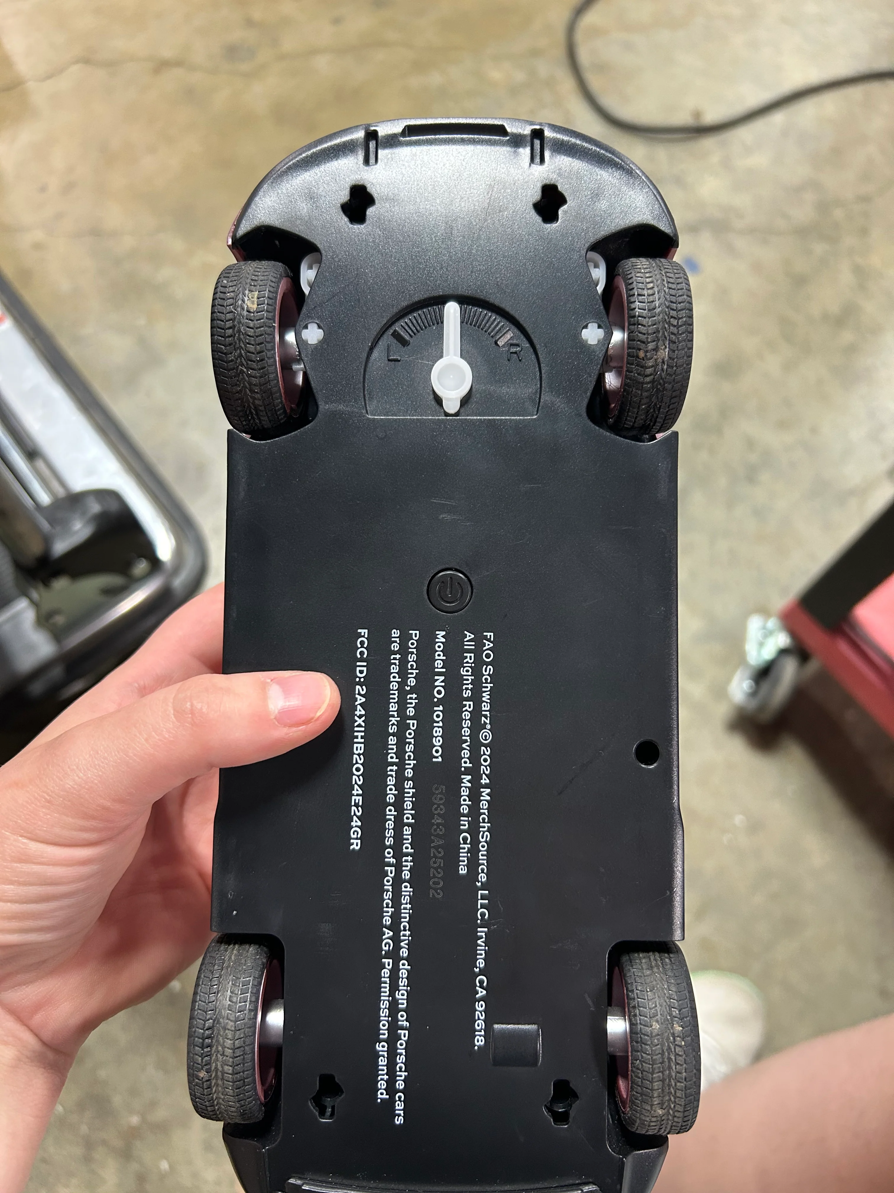 Porsche Taycan Turbo S RC Car - Image 8