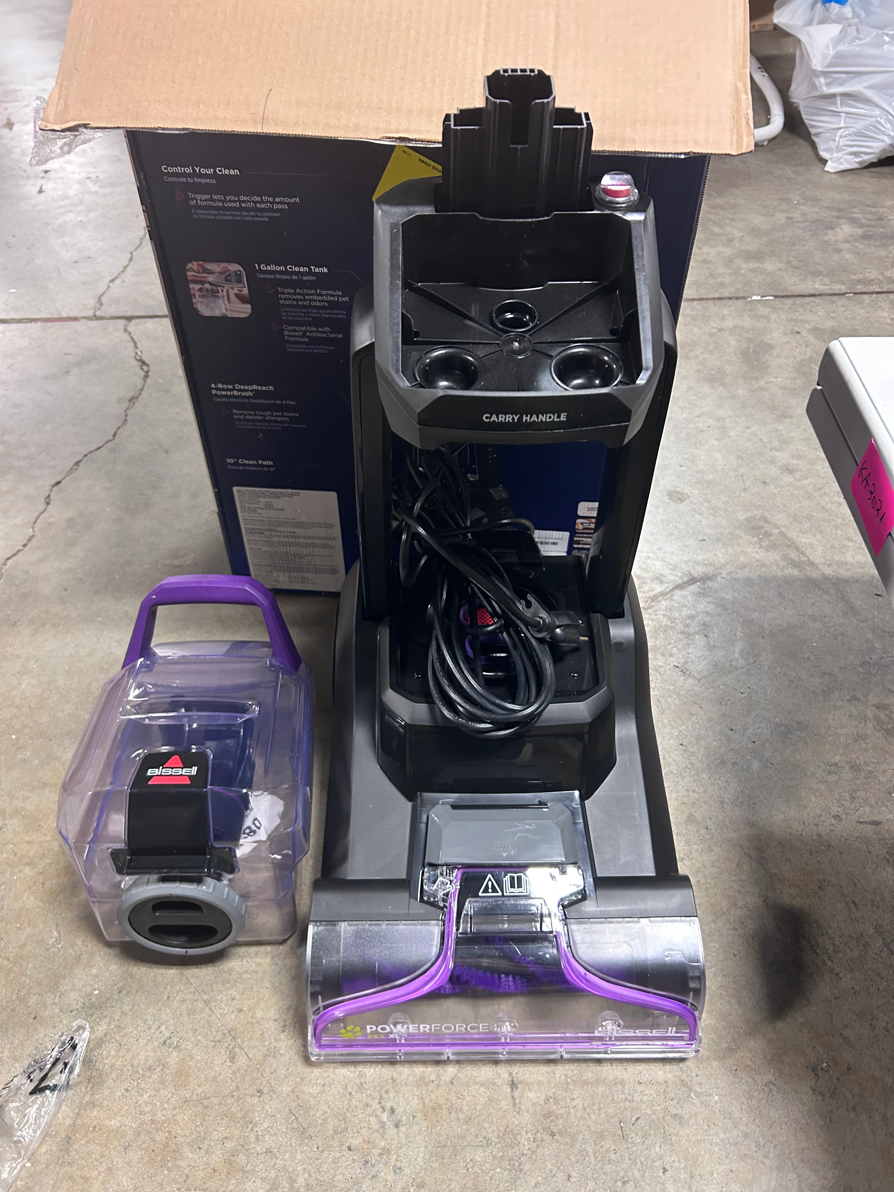 PowerForce Pet XL Upright Deep Cleaner, for Carpet and Upholstery Black - Image 7
