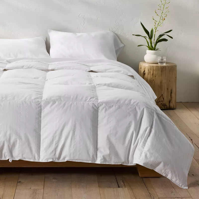 Premium Down Comforter - Full/Queen